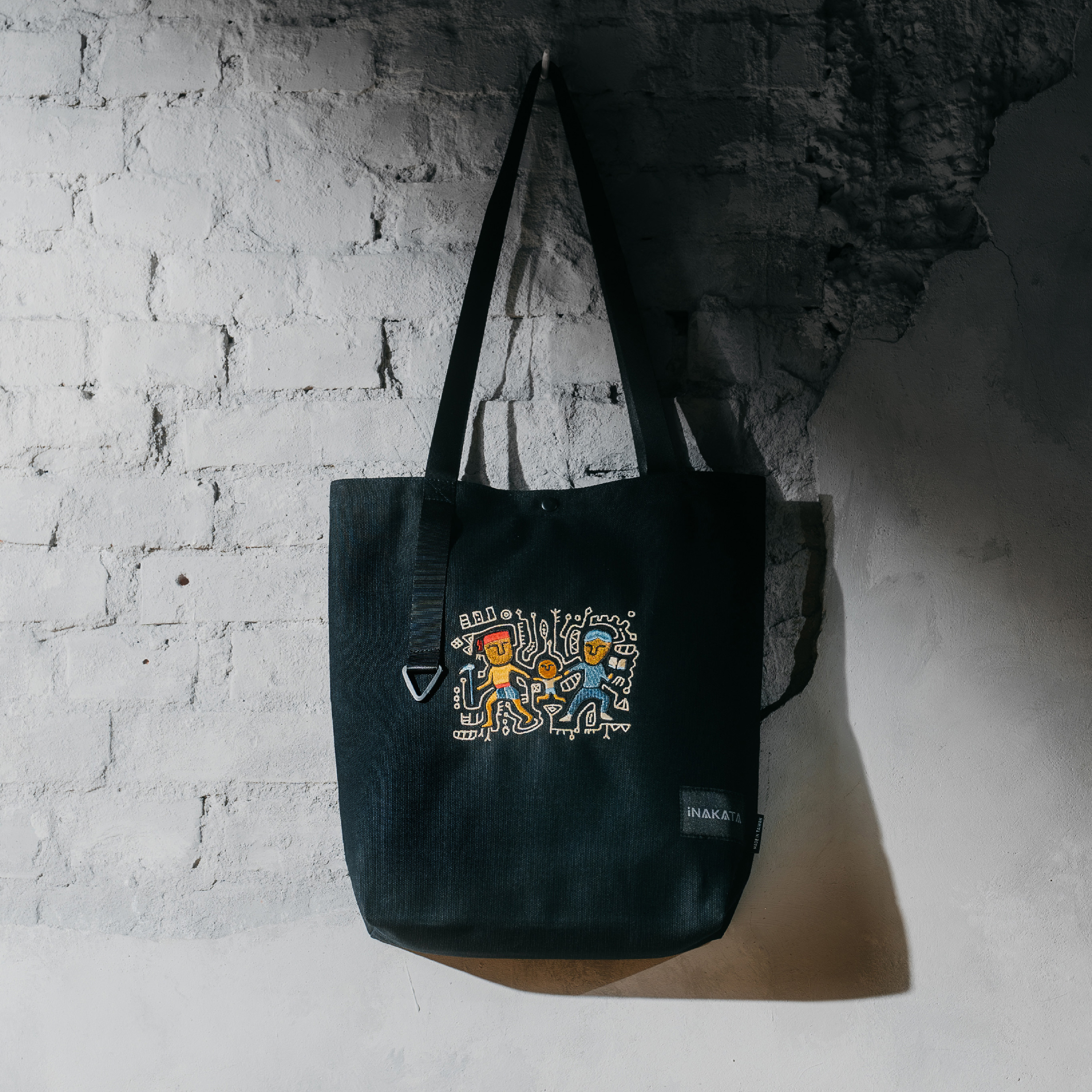 《我想說的是...》刺繡肩背帆布袋