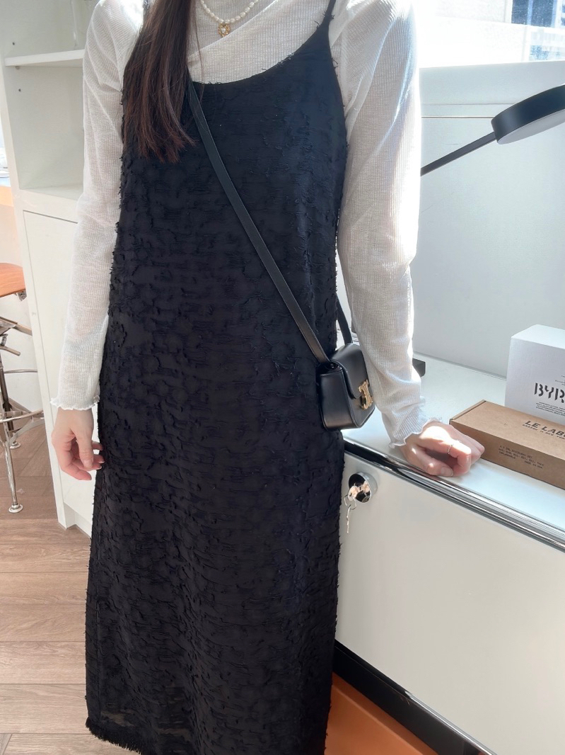 法式水波紋細肩洋裝