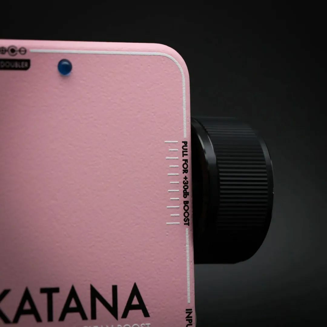 Keeley Katana Clean Booster - Shell Pink Edition