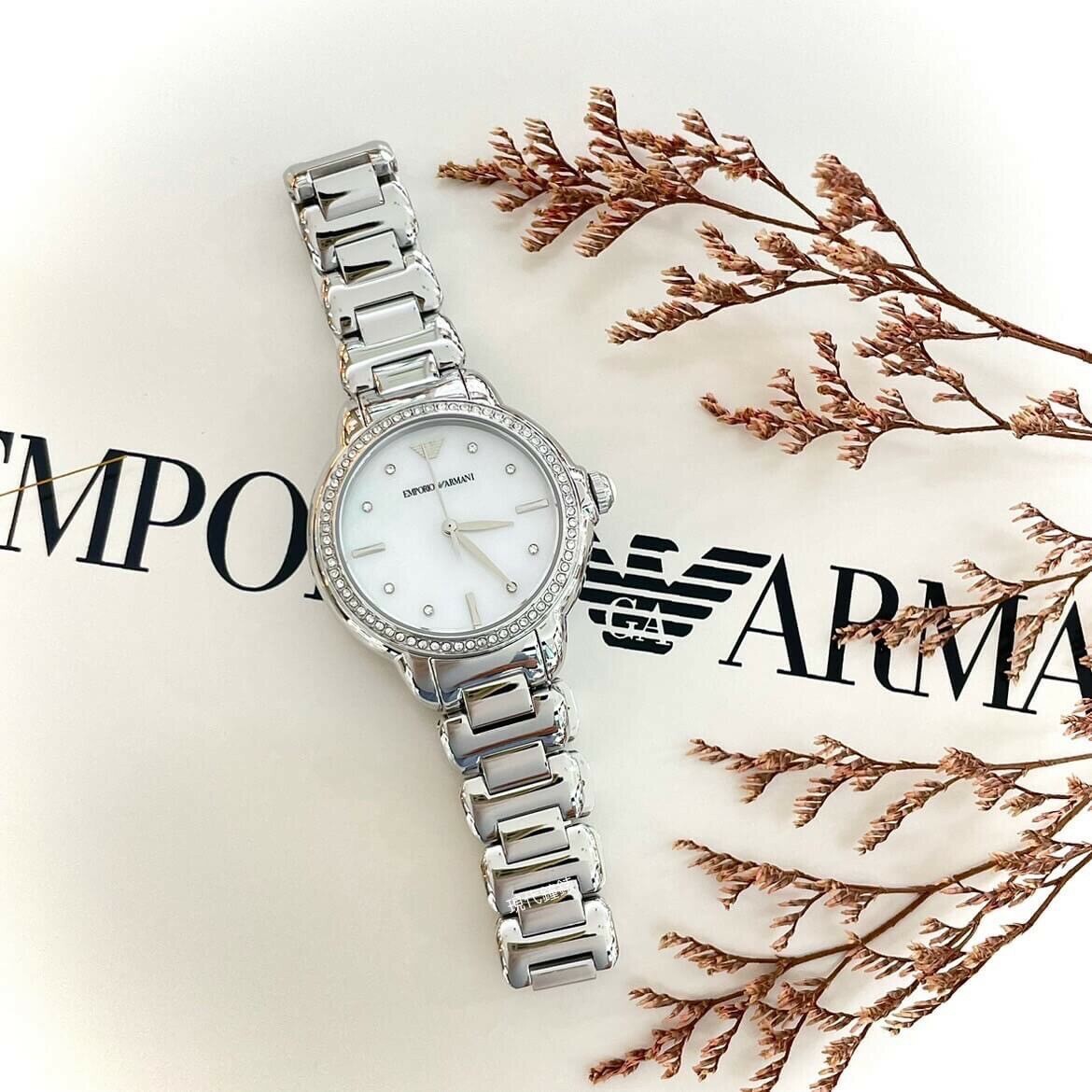 【EMPORIO ARMANI 亞曼尼】Mia 極光銀白環鑽女錶 AR11596 32mm 現代鐘錶