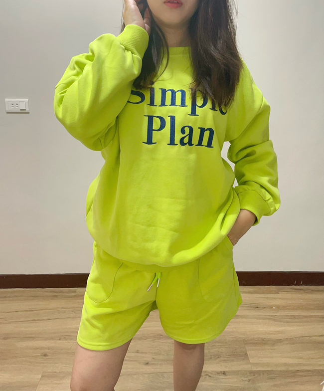 螢光綠運動風套裝