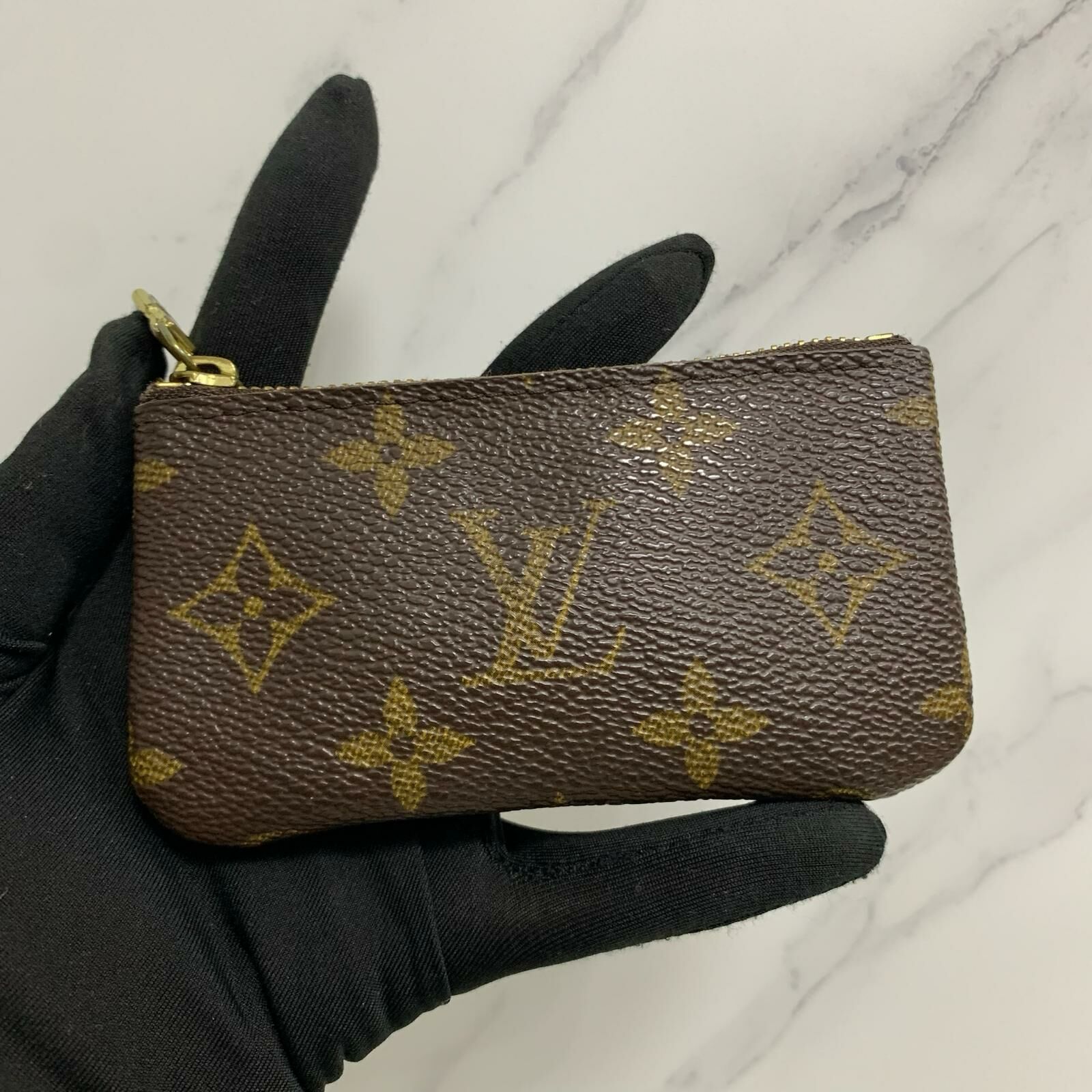 LV key pouch
