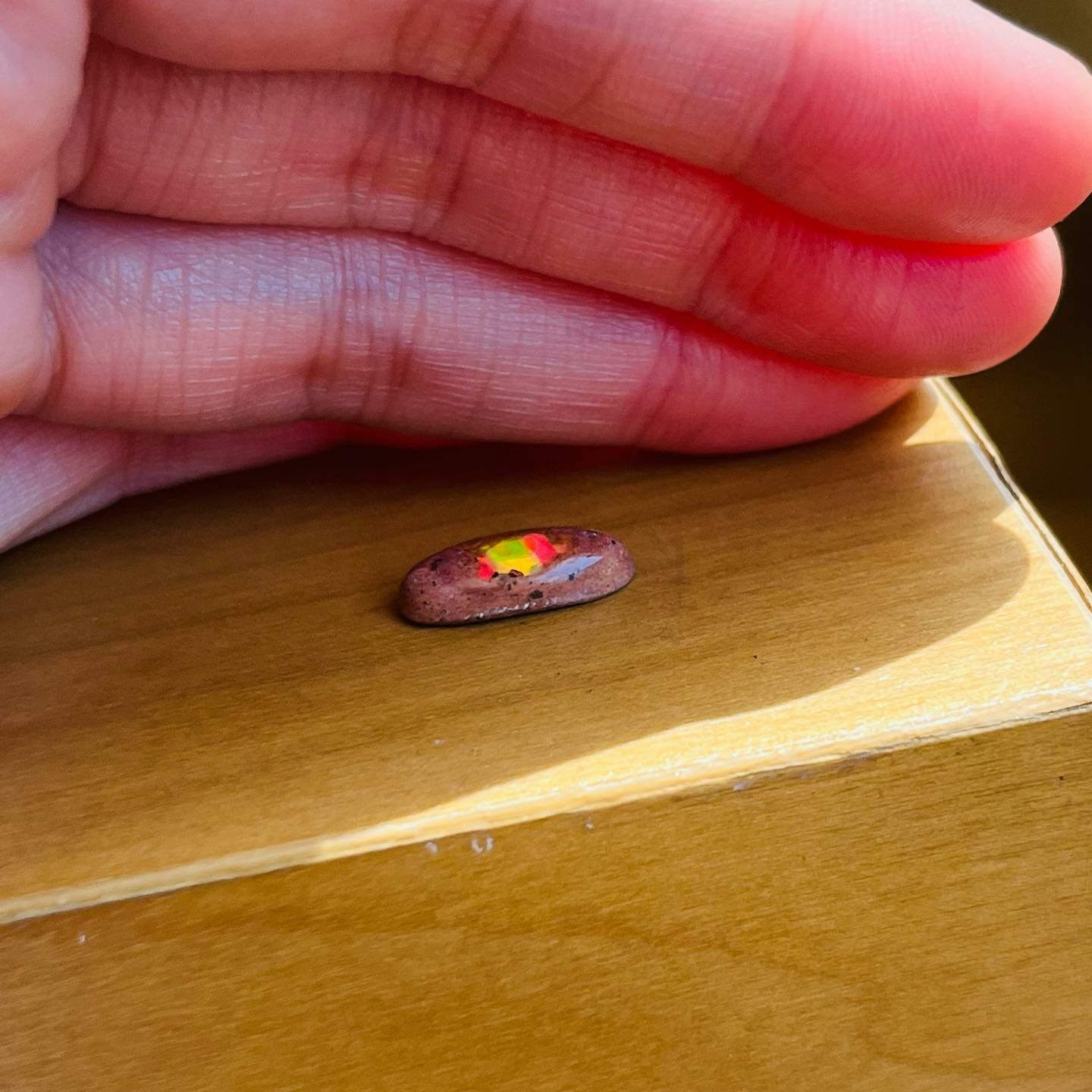 [原石] 墨西哥火蛋白石