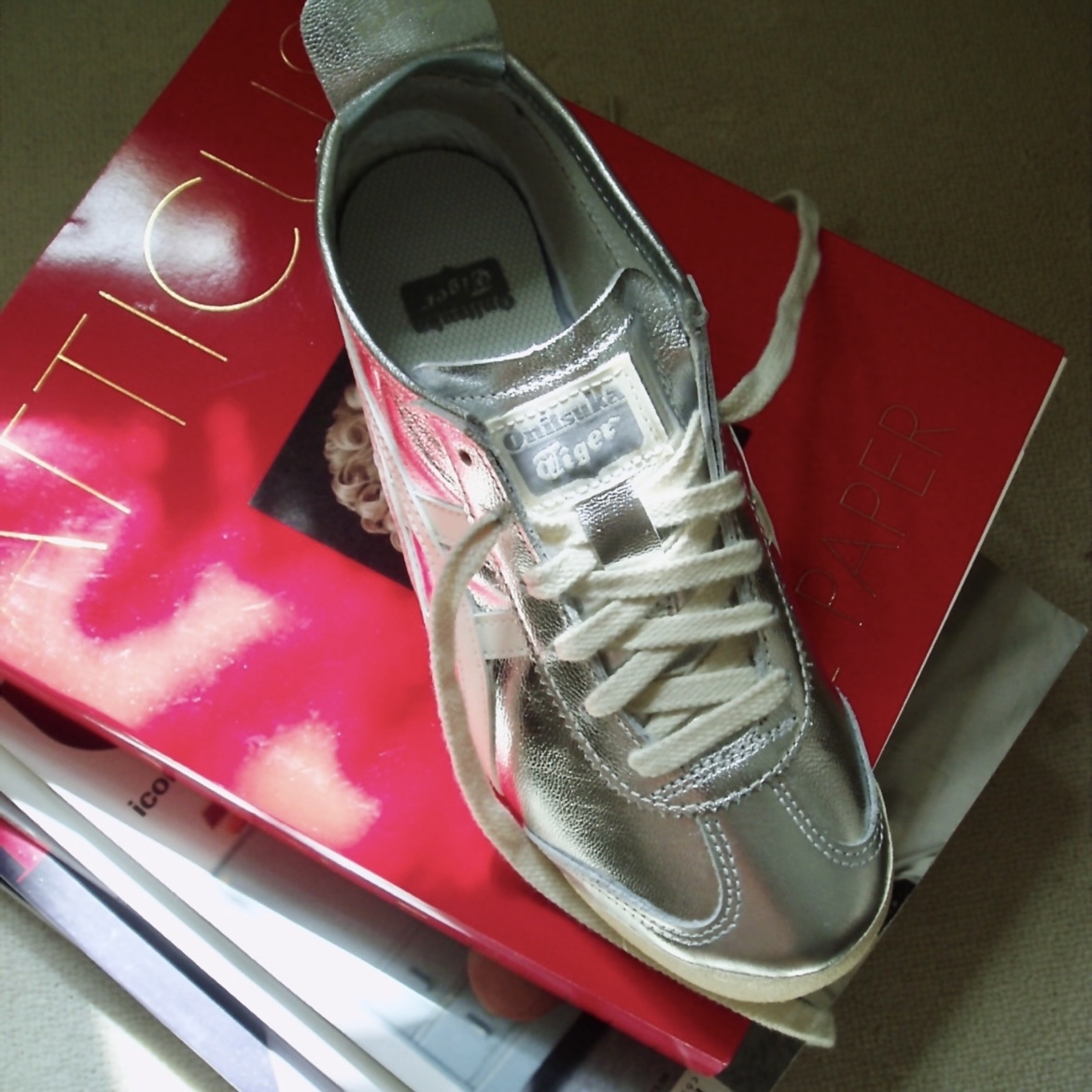 Onitsuka Tiger MEXICO 66 鬼塚虎銀色
