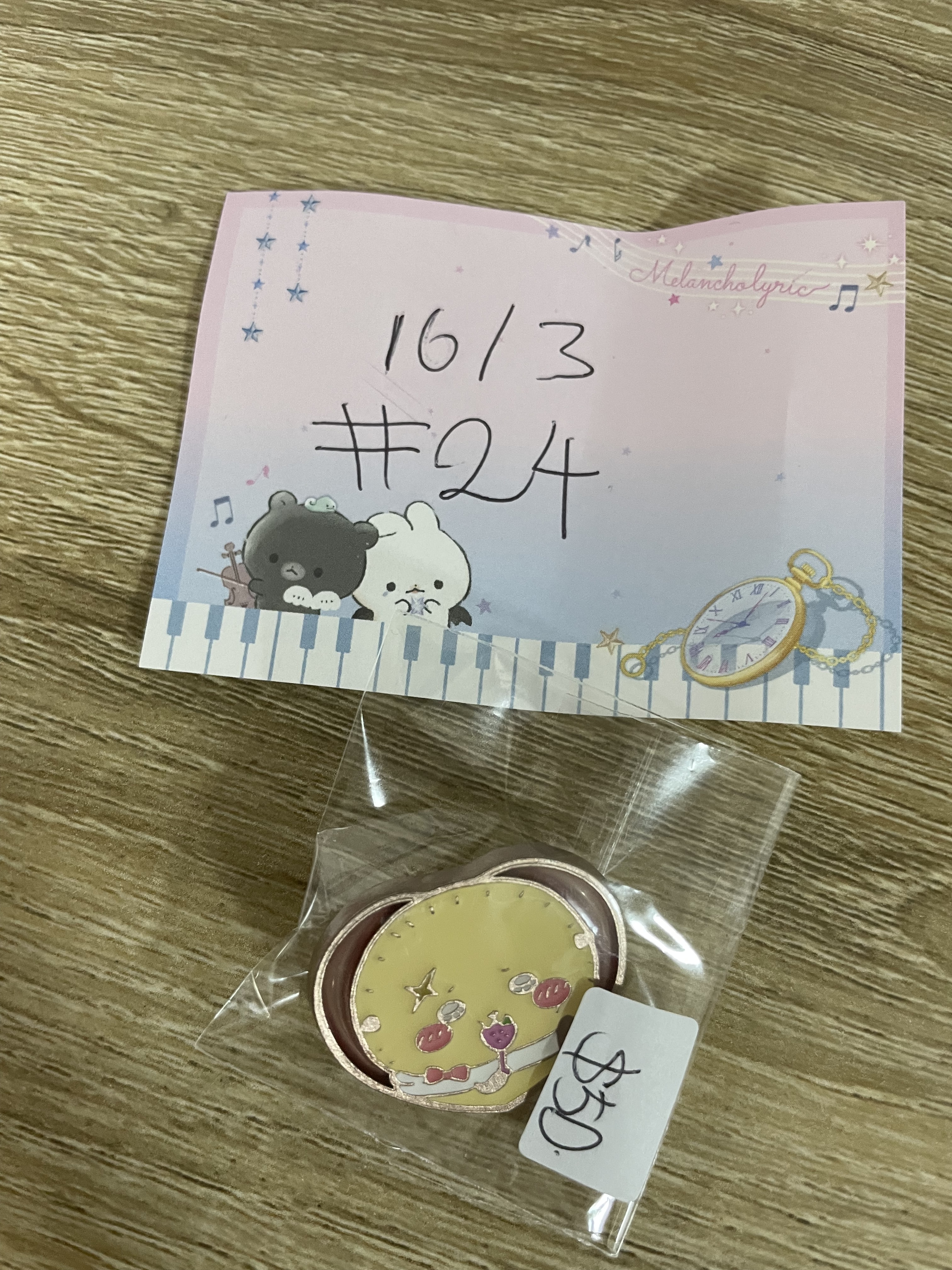 CHIIKAWA 海獺 襟章#24