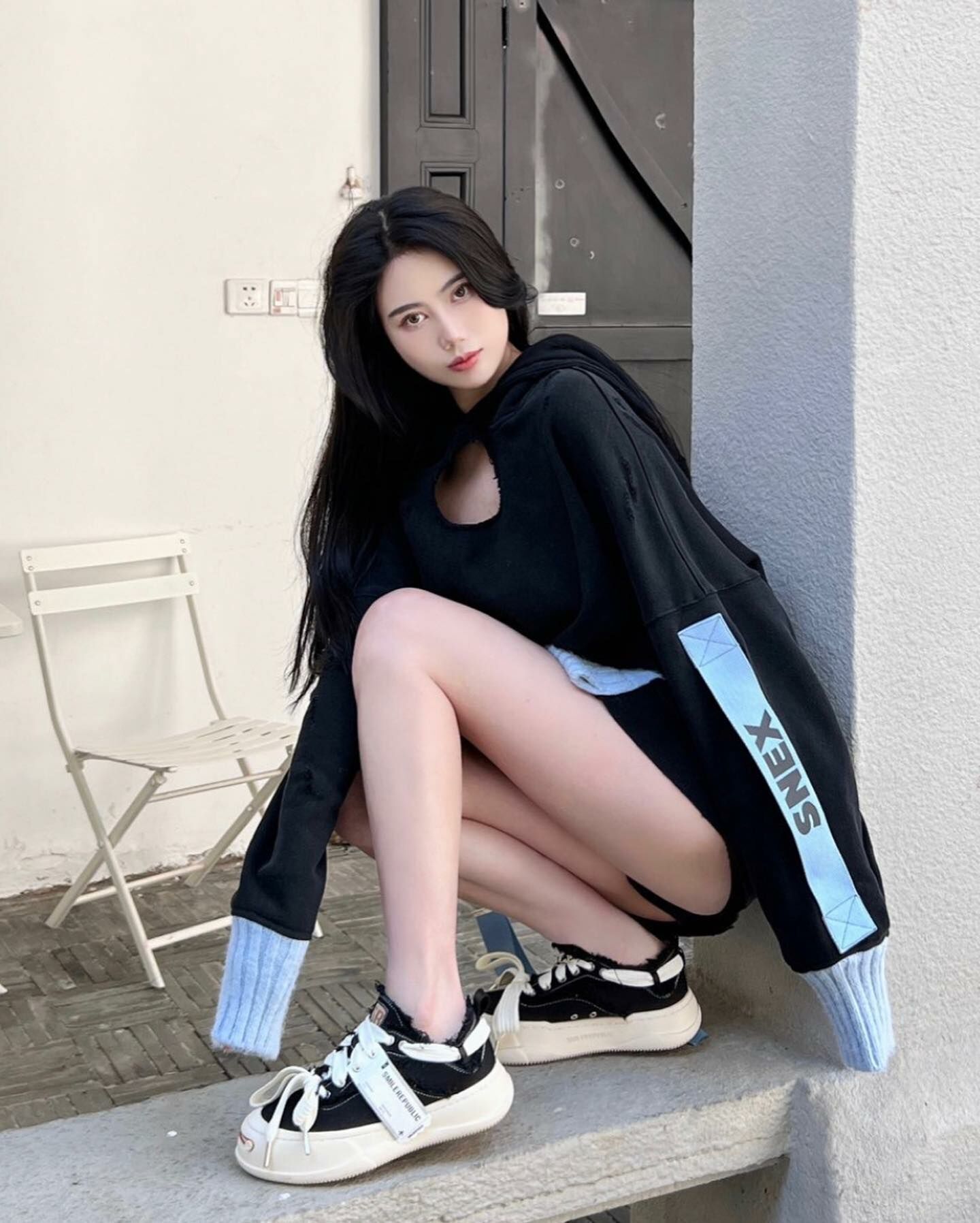 SMILEREPUBLIC 蝴蝶結笑臉鞋 小紅書爆款🔥 經典黑色 低筒 可以替換開口笑 SR20220101001