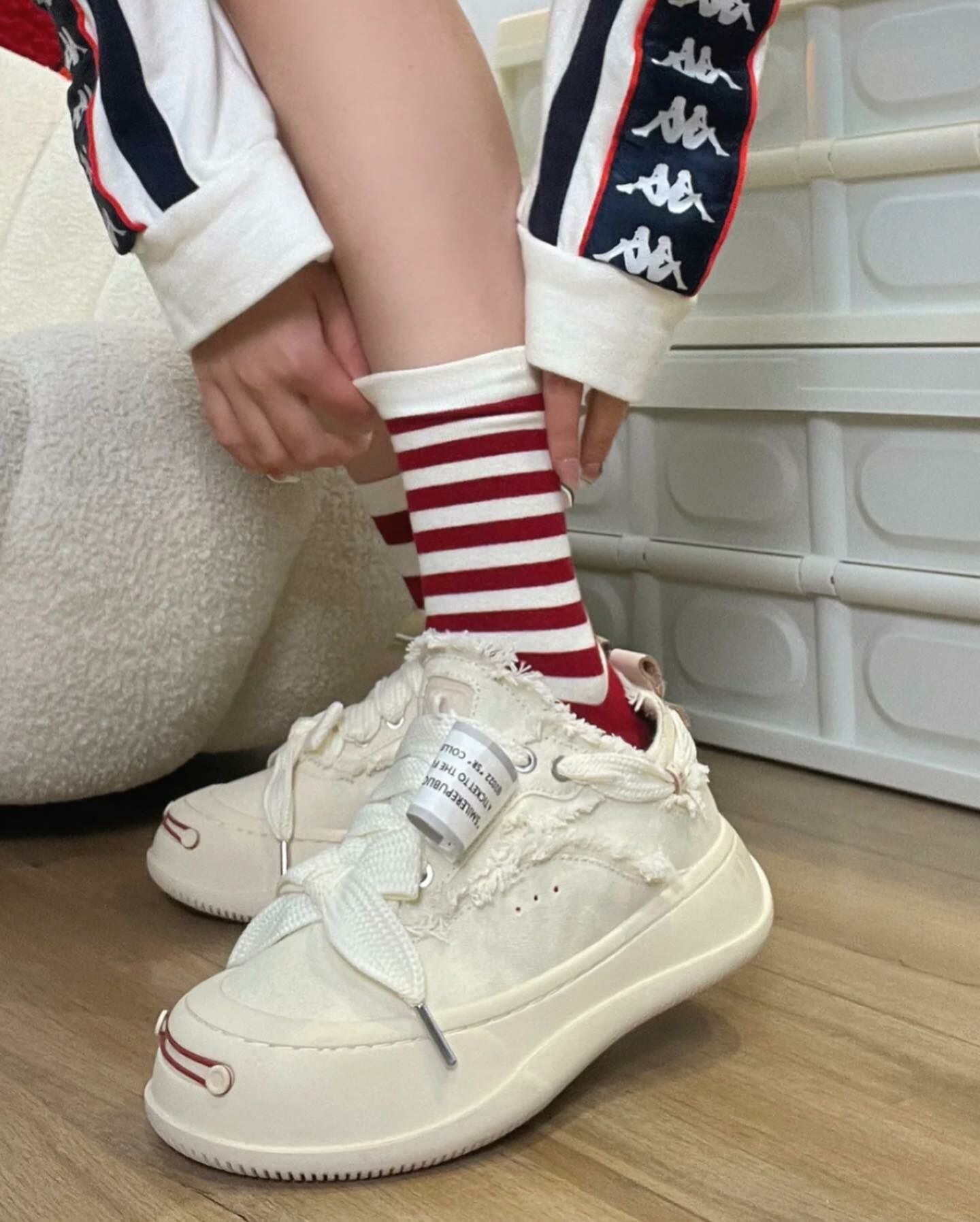 SMILEREPUBLIC 蝴蝶結笑臉鞋 小紅書爆款🔥 米白色 低筒 可以替換開口笑 SR20220101002