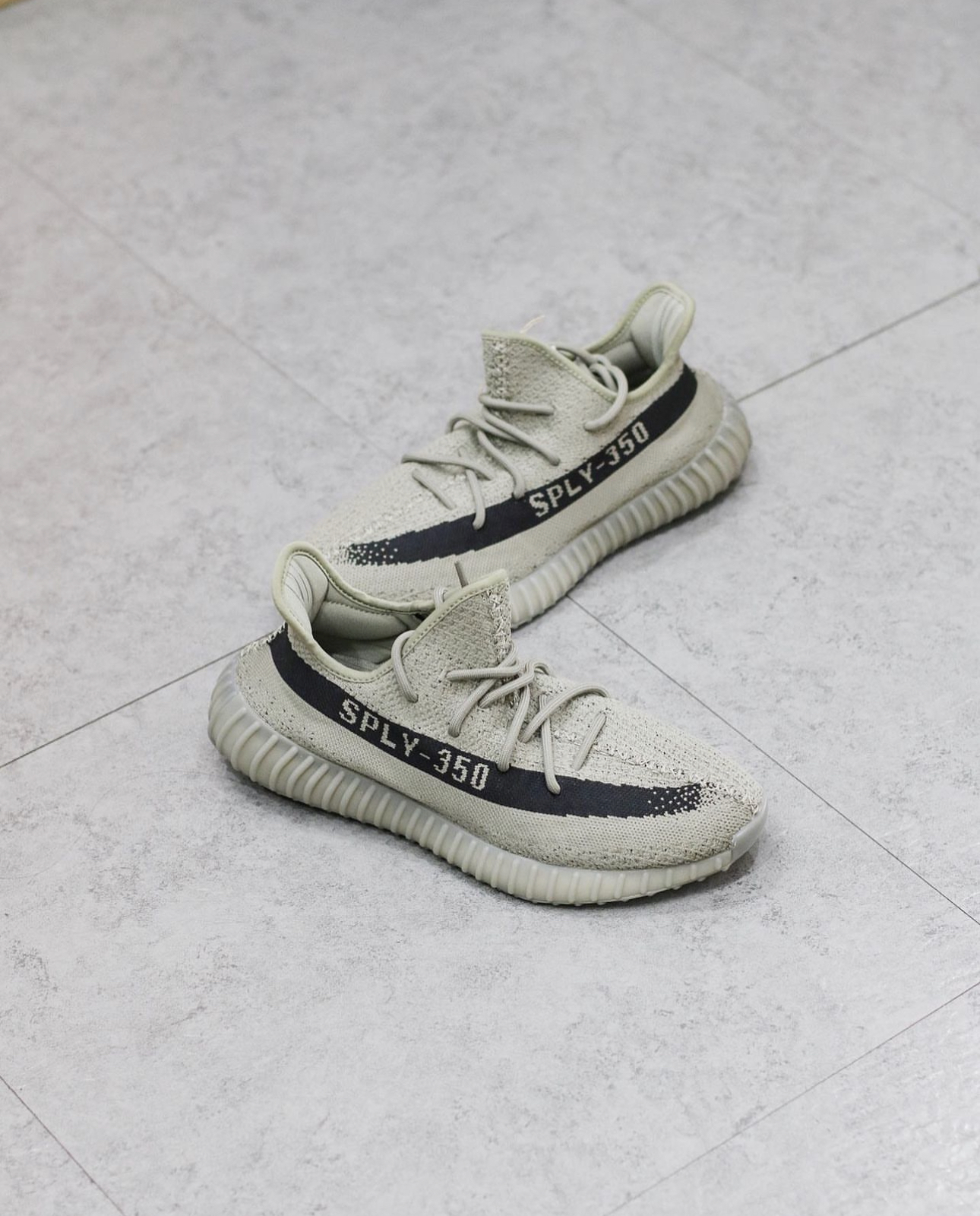 現貨 Adidas Yeezy Boost 350 V2 Granite HQ2059