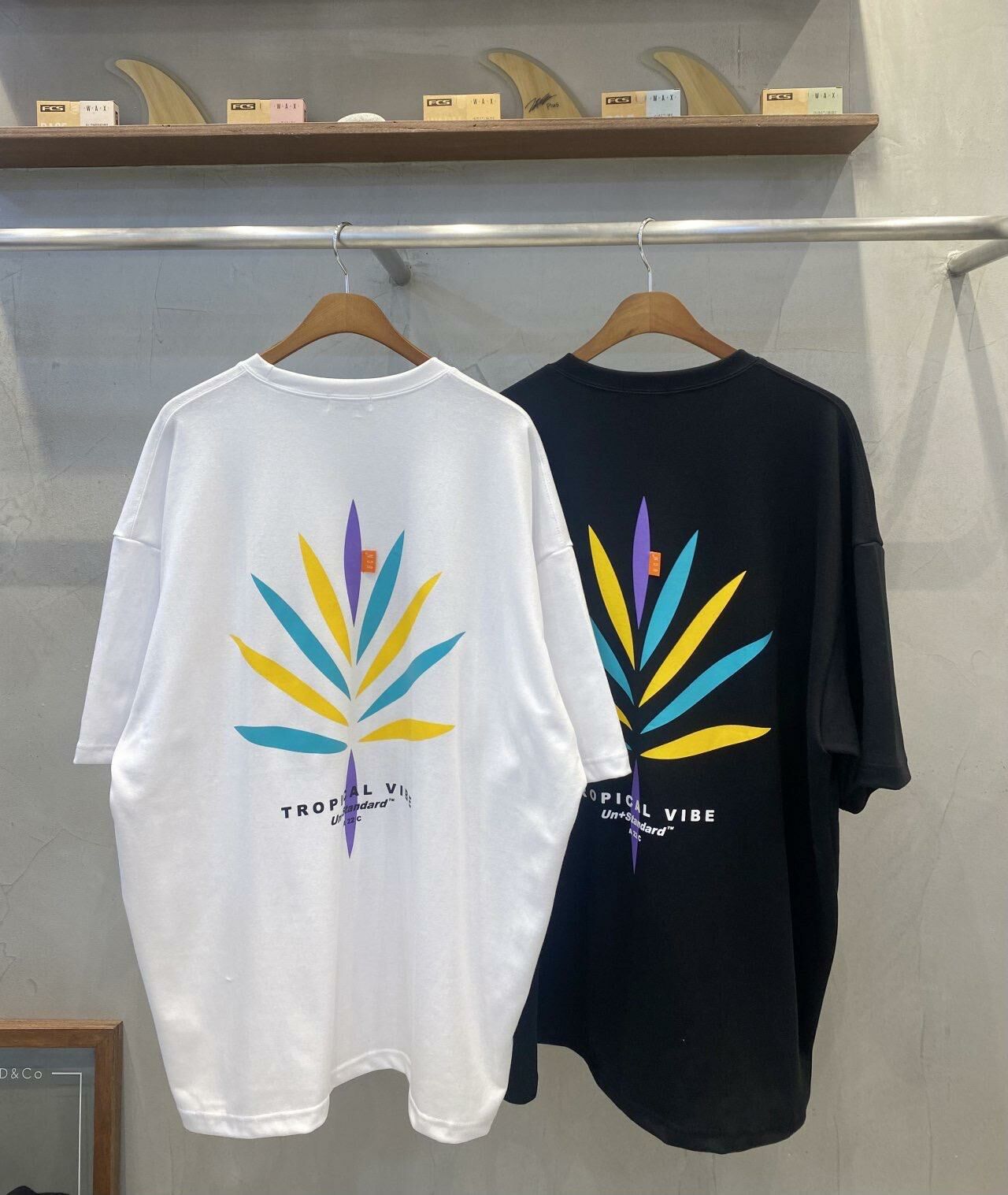 OverSize大麻花圖案英文字短袖Tee UNSTANDARD-068T