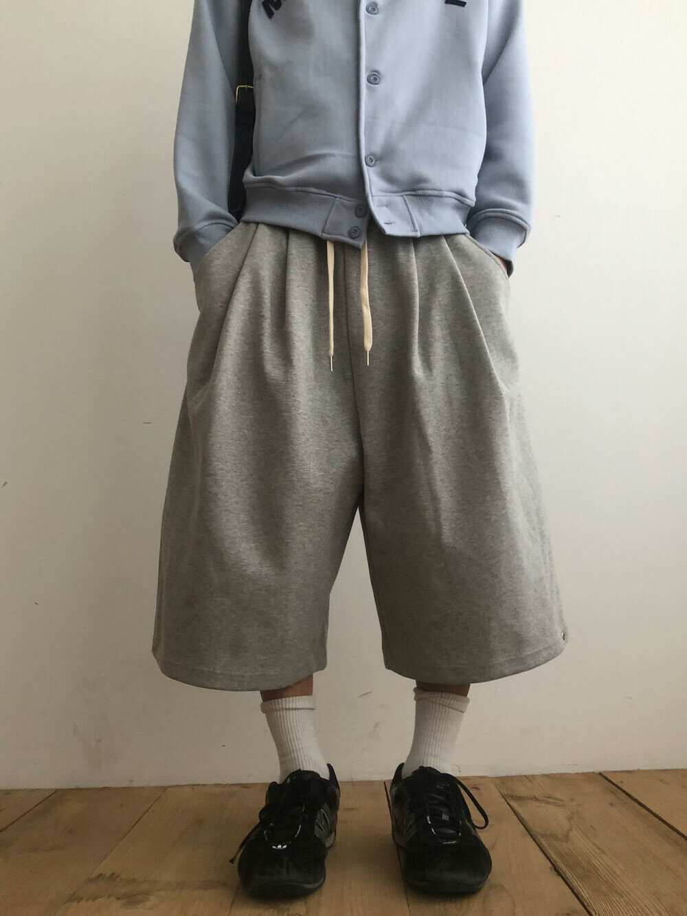 寬版雙褶按扣7分褲