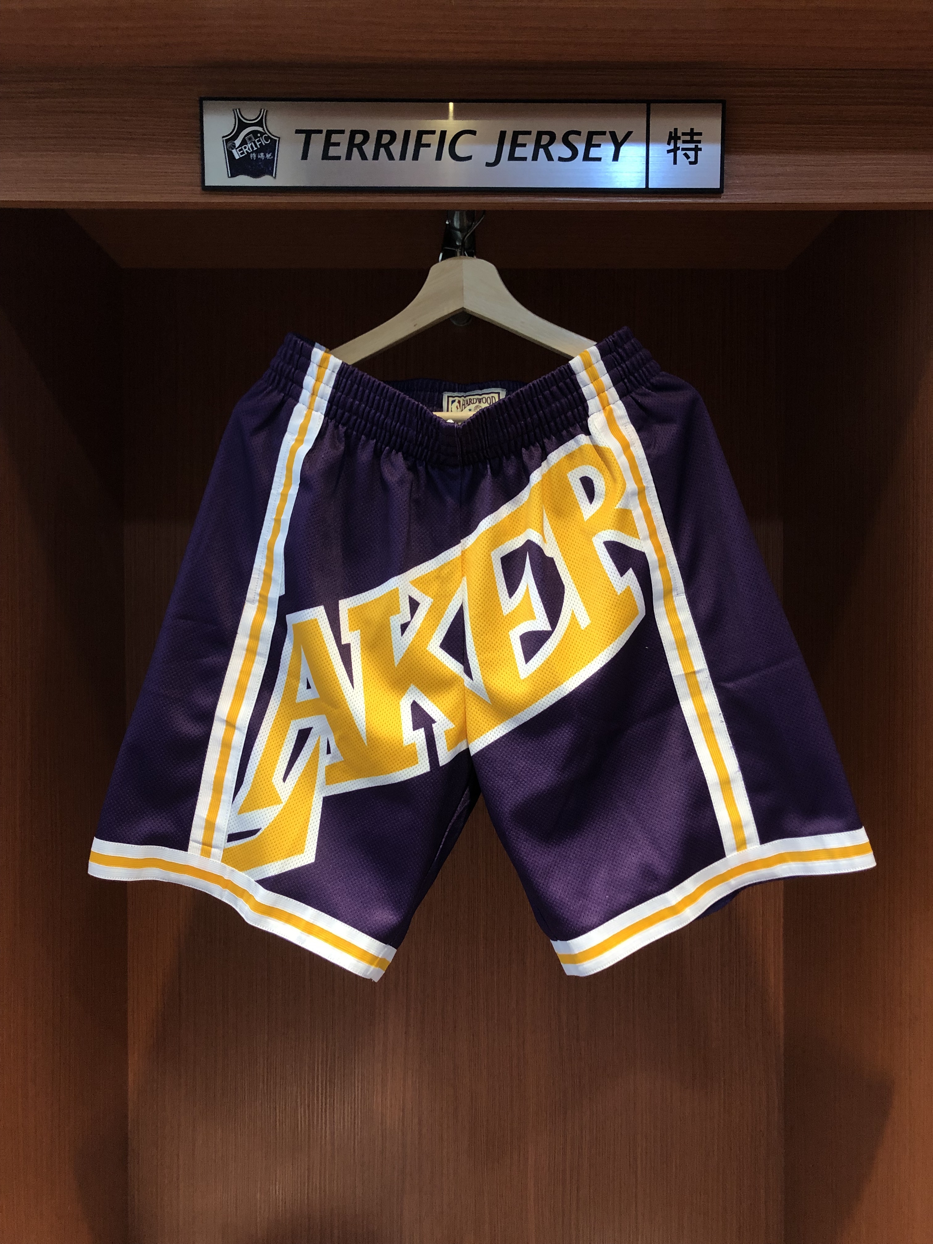 NBA球褲 Big Face 洛杉磯湖人 紫 M&N Shorts 染印 有口袋 全新