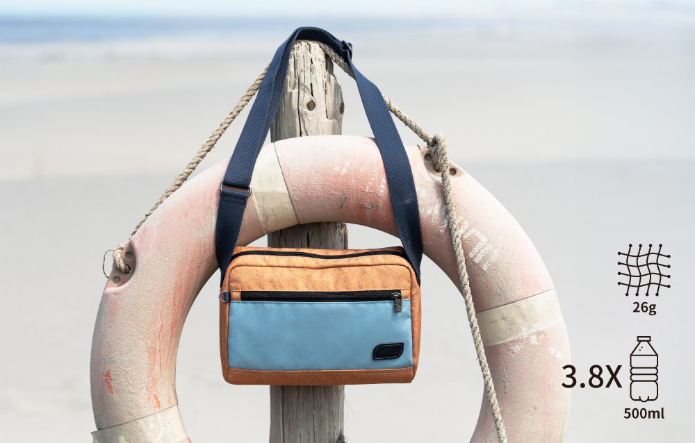 satana ECO 曦望斜背包 焦橙橘拼接 SEC0080 斜背包沙灘照