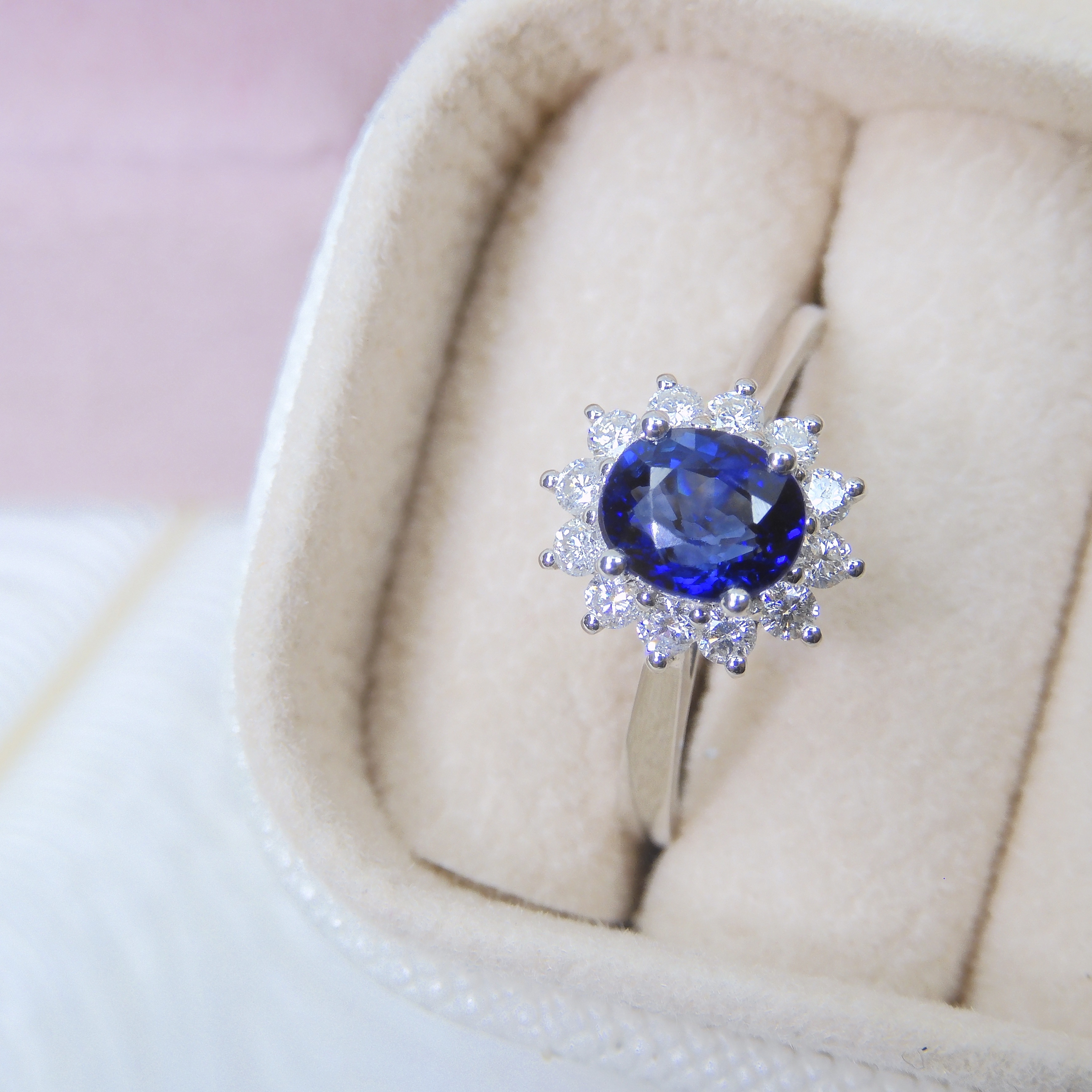 18K金 1.08ct 藍寶石戒指 (配國際證書)