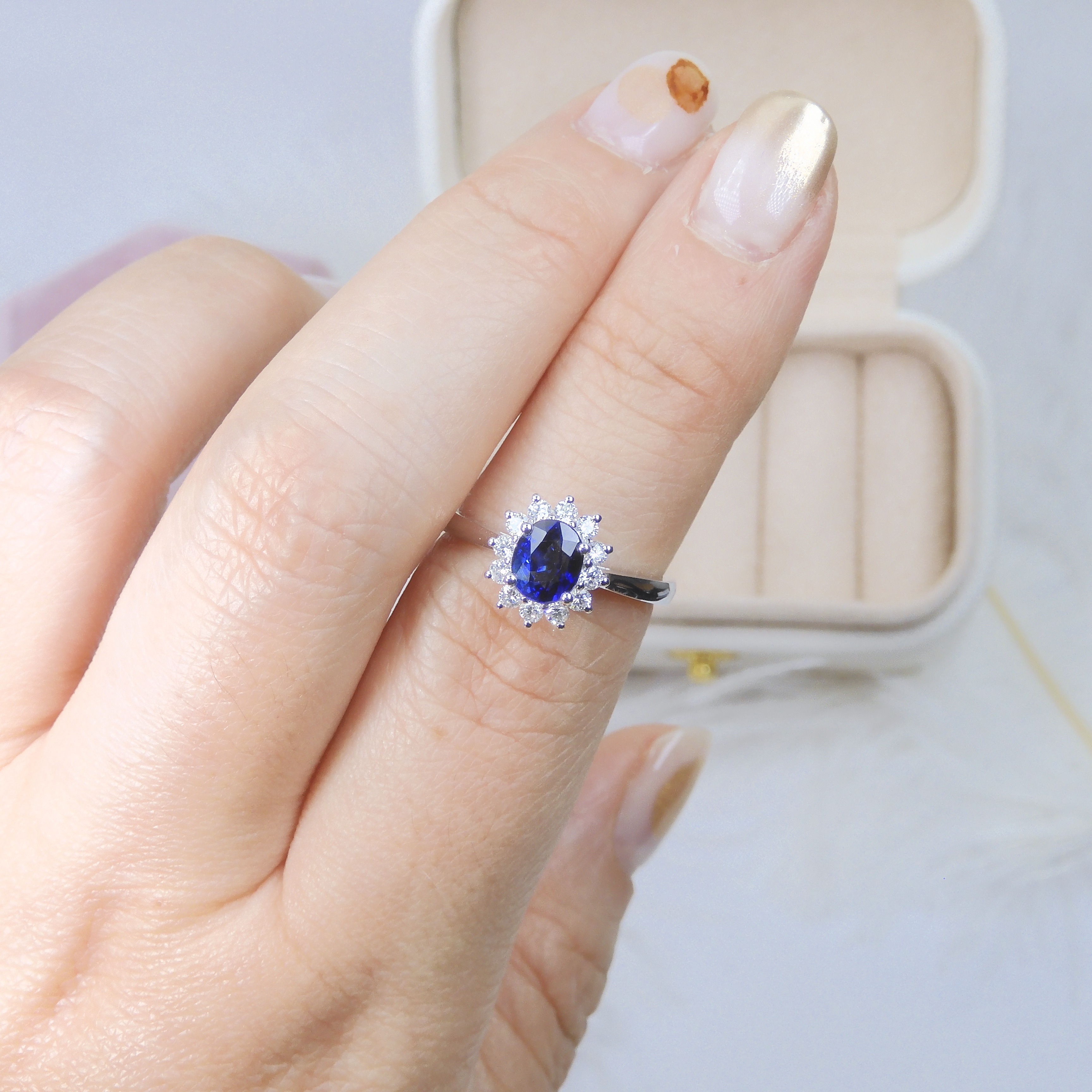 18K金 1.08ct 藍寶石戒指 (配國際證書)