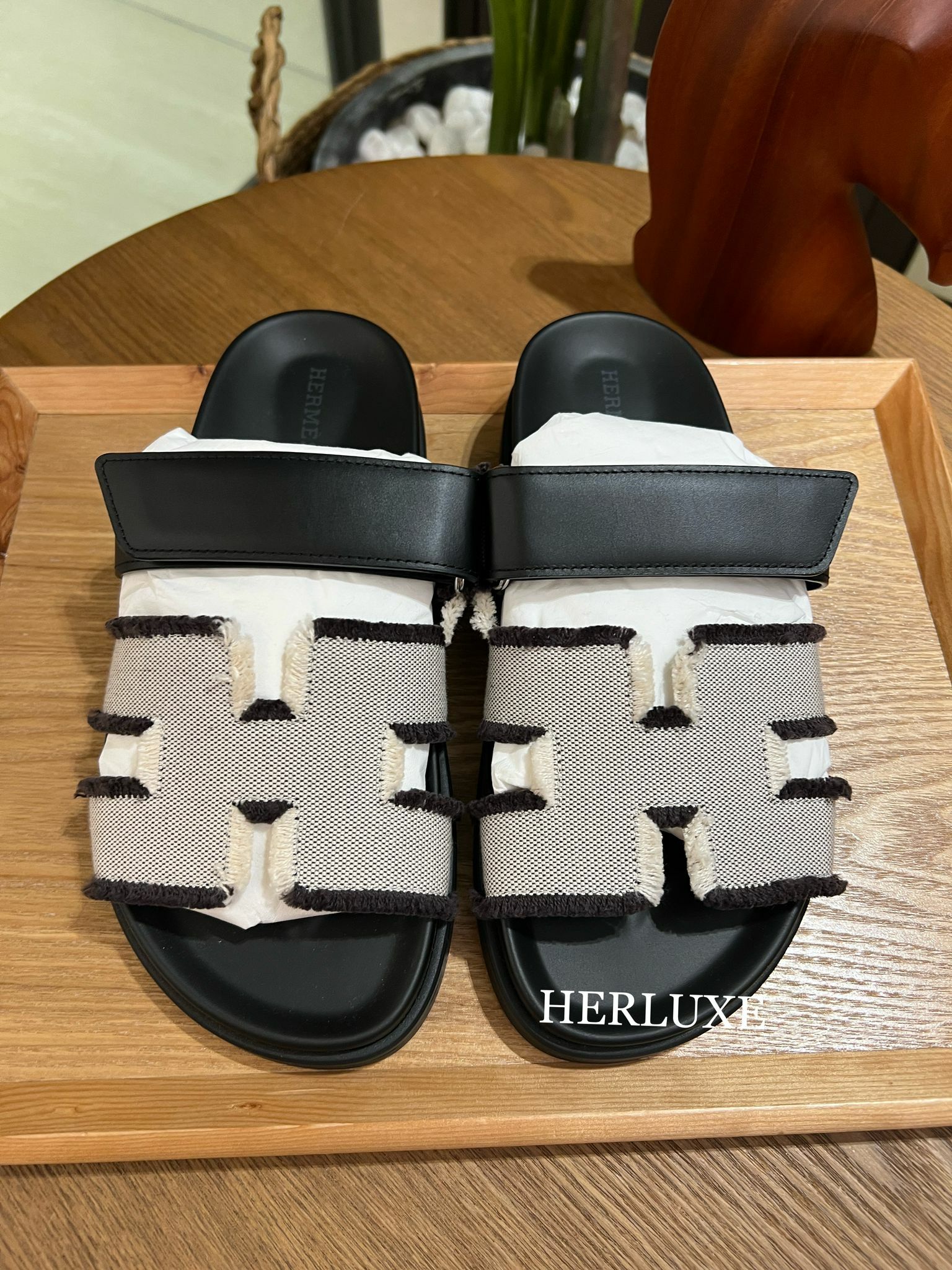 Chypre sandal white/grey size 36