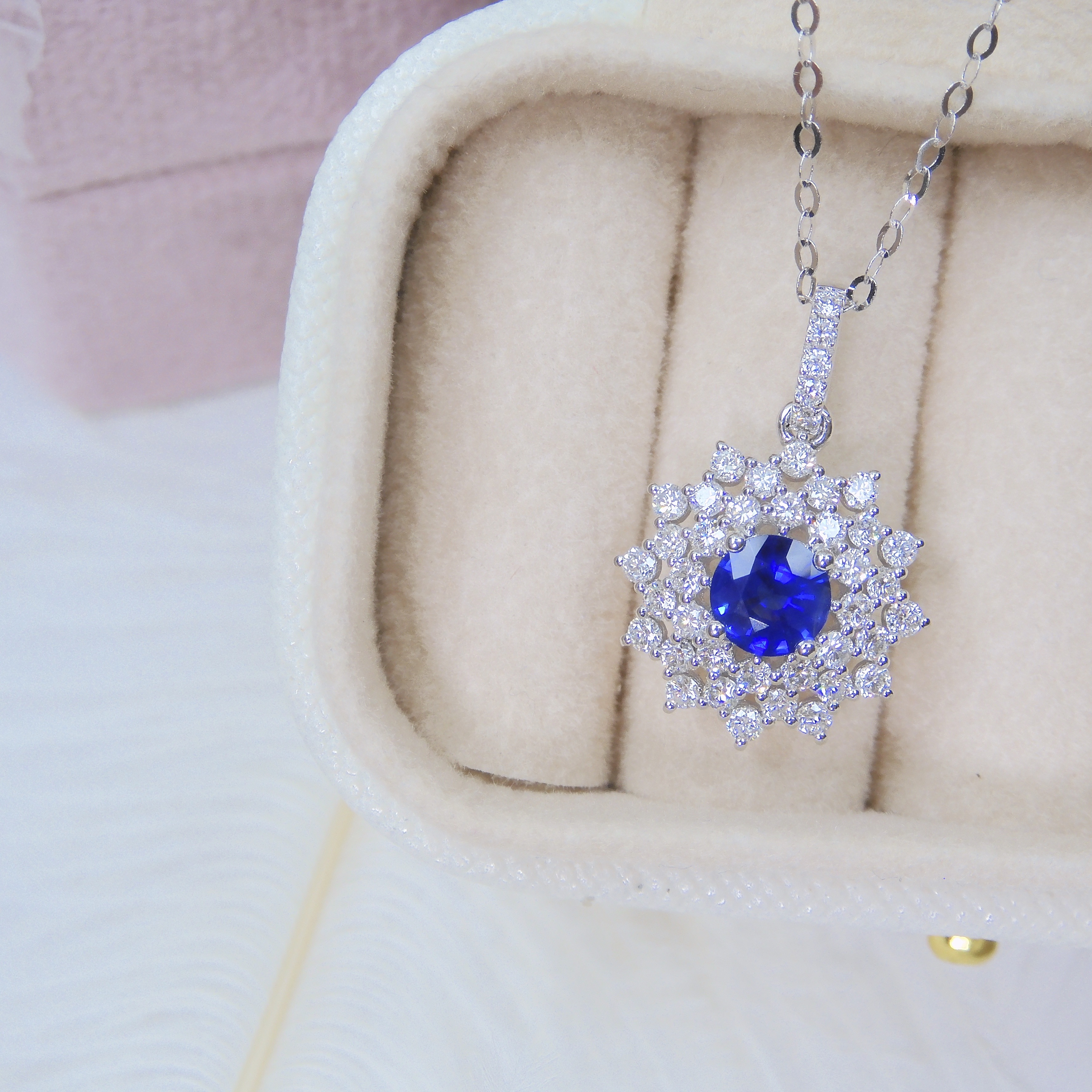 18K金 0.4ct 藍寶石吊墜