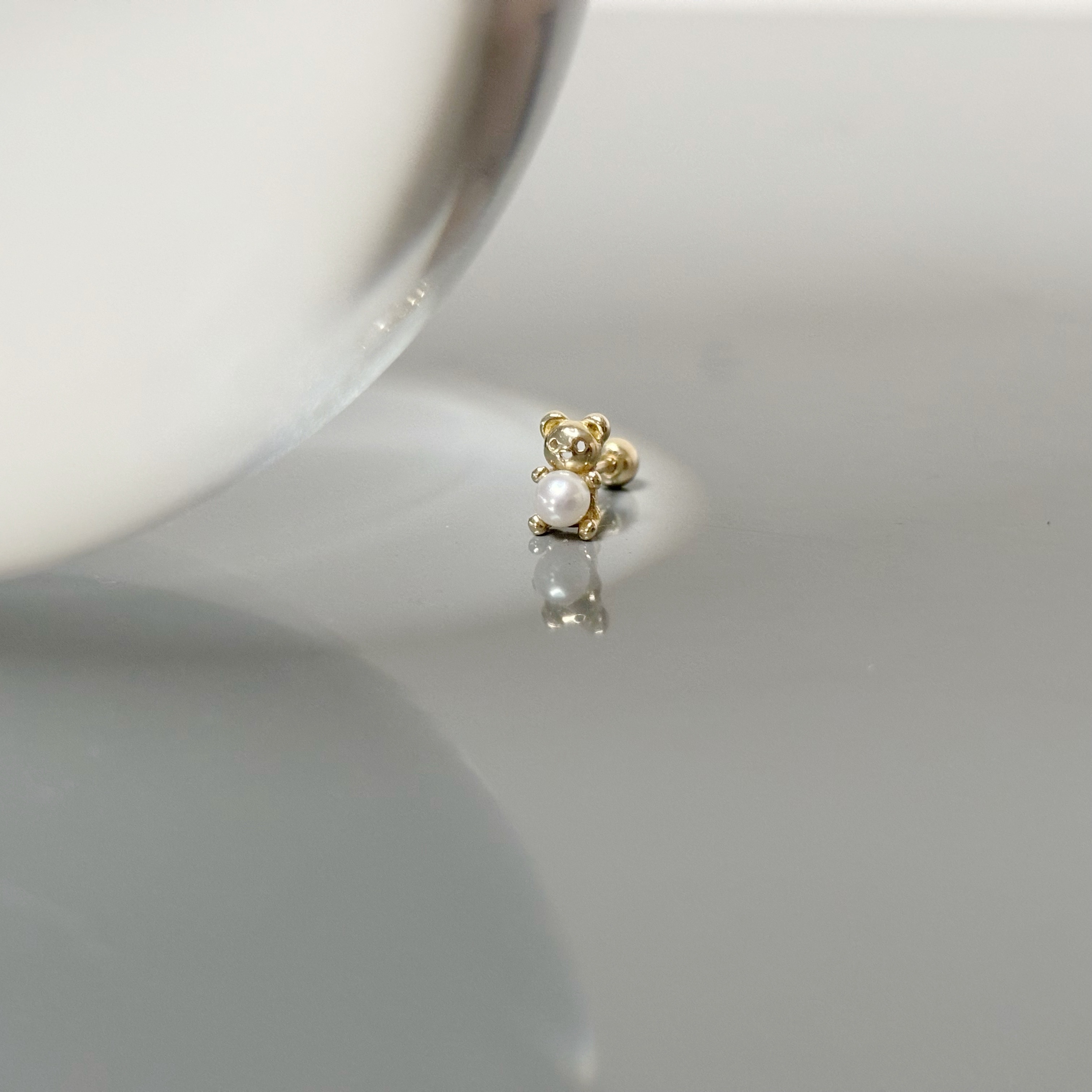 14k小熊抱珍珠轉珠耳環