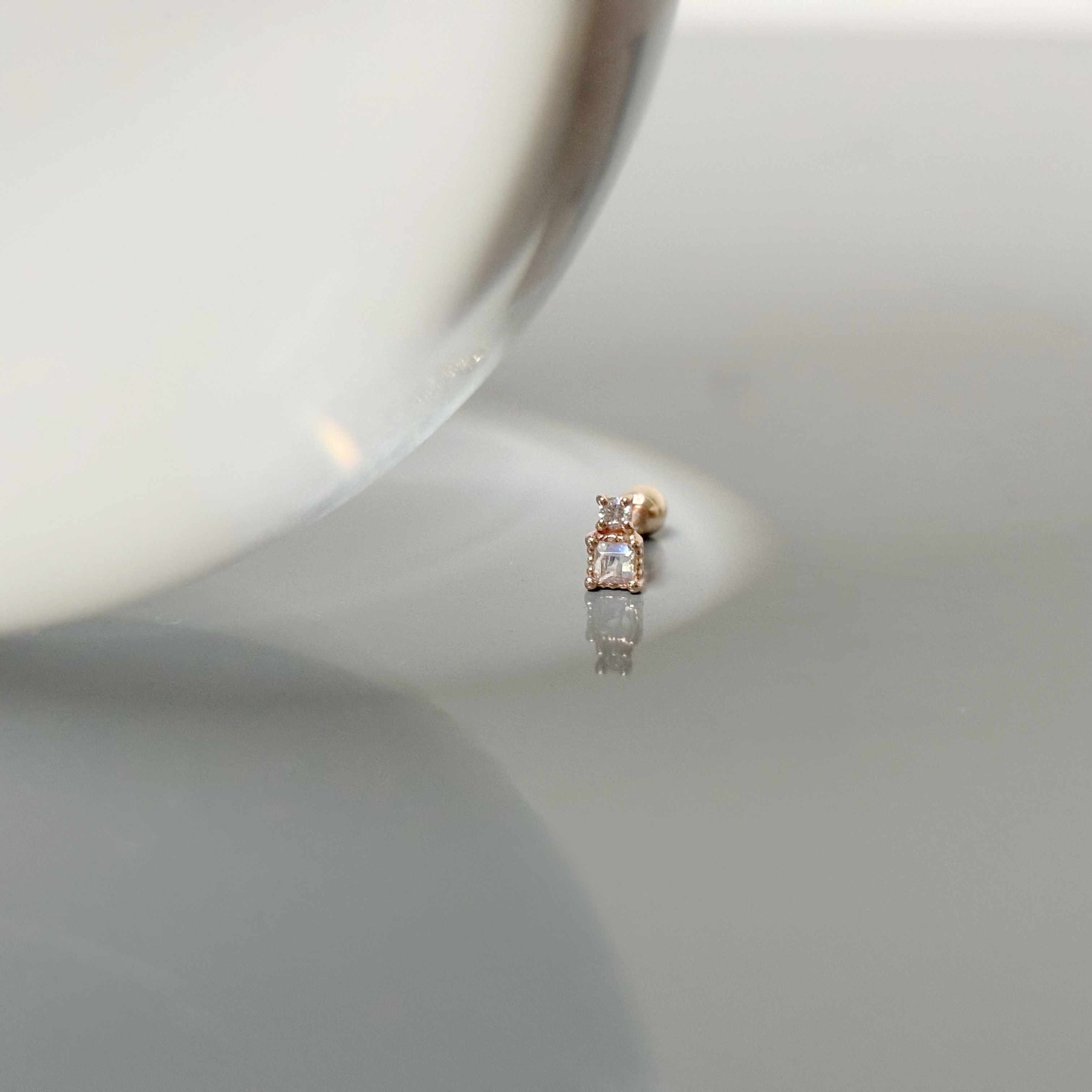 14k square perfume月光真鑽轉珠耳環