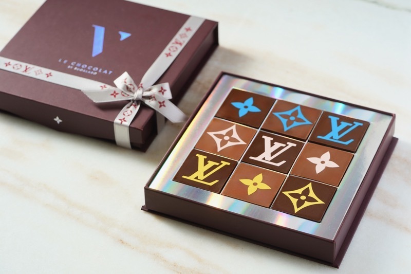 LV Voyage V Chocolate Gift Box (9 pieces)