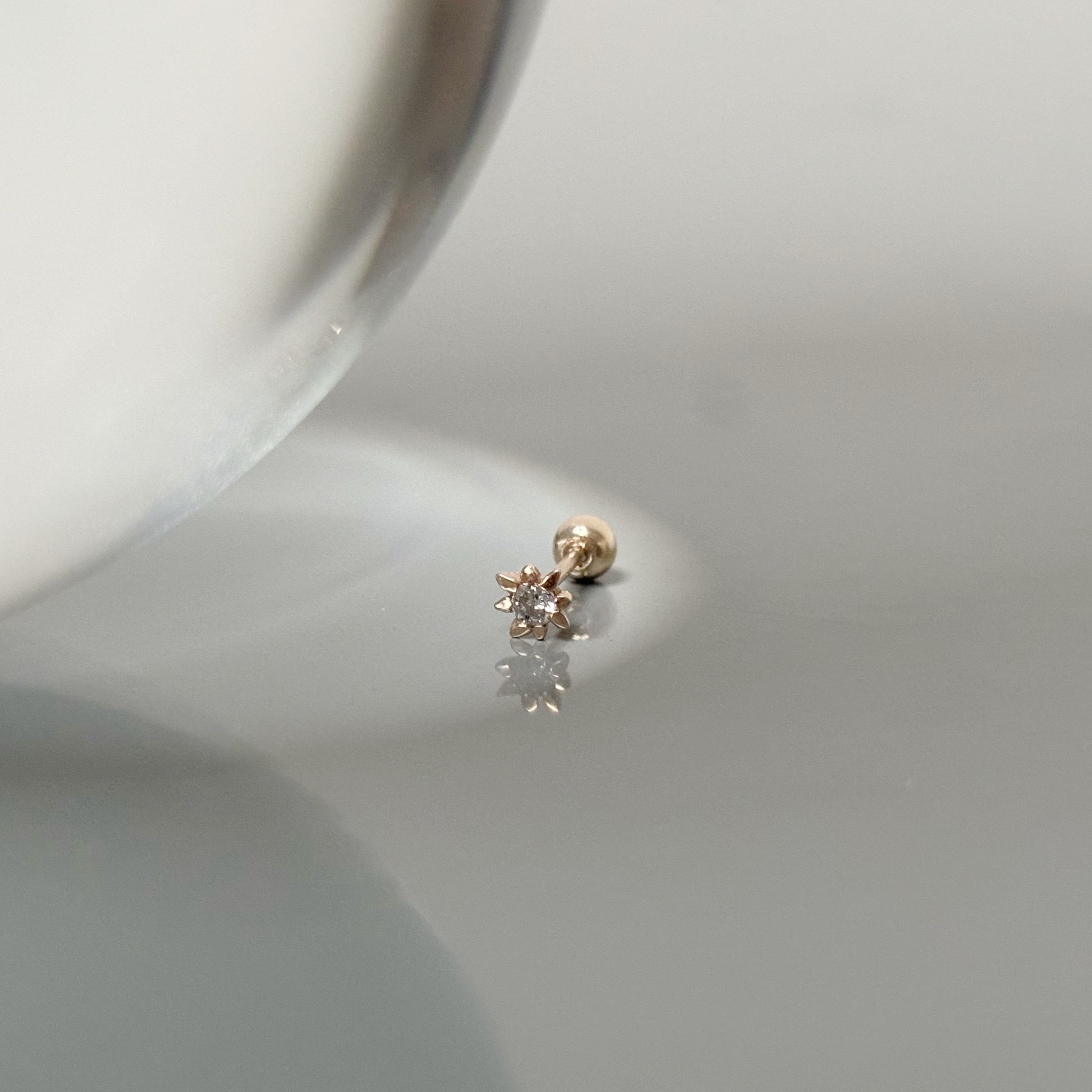 14k八芒星真鑽轉珠耳環