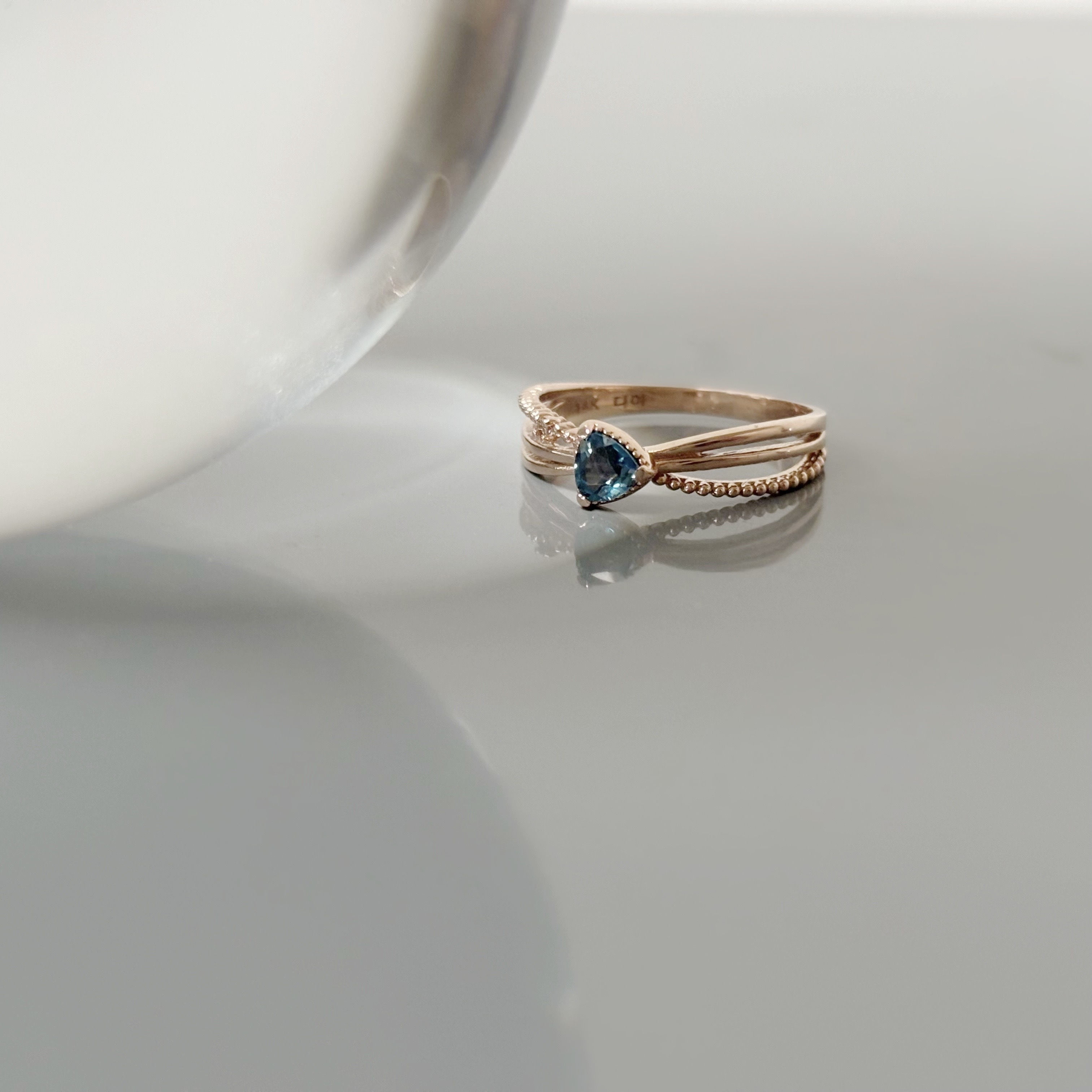 14k交織三角倫敦托帕石真鑽戒指