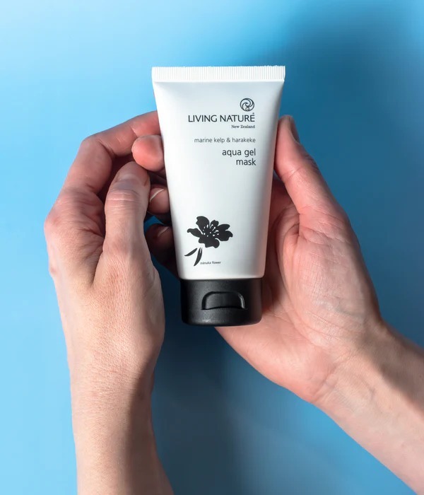 Living Nature New Aqua Gel Mask 巨藻膠原注水面膜