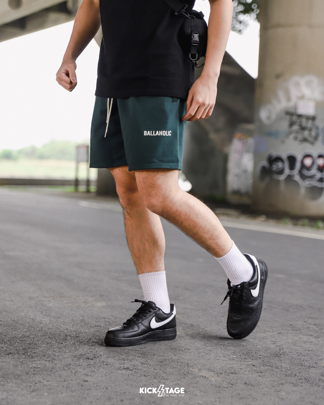 男款 BALLAHOLIC 日本街頭籃球品牌 深綠色 運動 休閒 棉褲 短褲【BLHL-004】