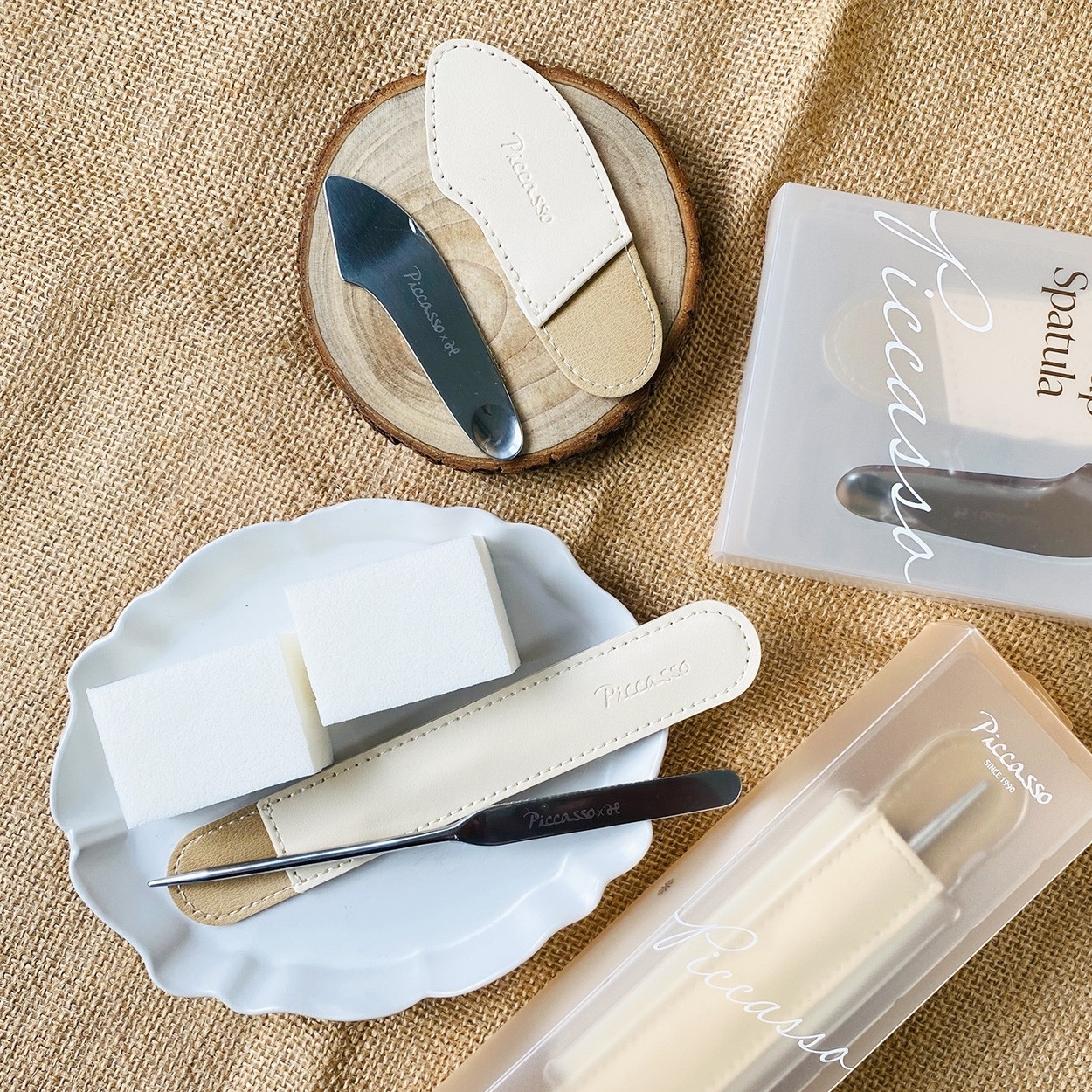 韓國粉底刮刀始祖！PICCASSO 粉底刮棒贈粉撲組