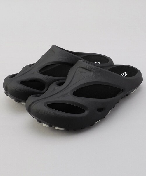 iSNEAKERS｜Freak's Store KEEN SHANTI異形洞洞拖鞋