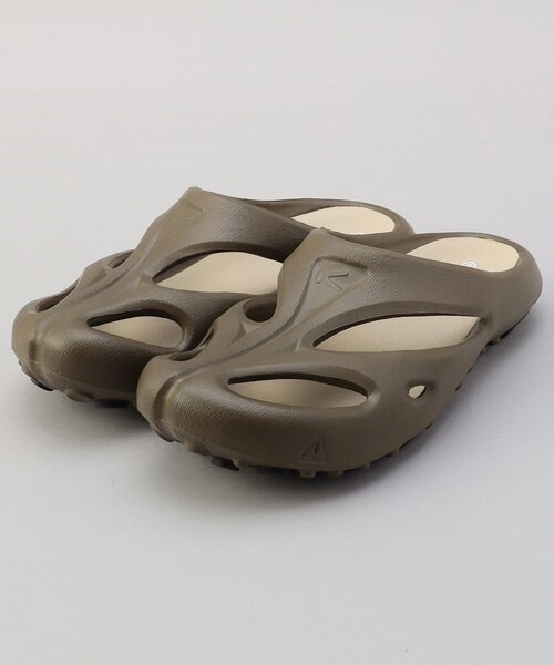 iSNEAKERS｜Freak's Store KEEN SHANTI異形洞洞拖鞋