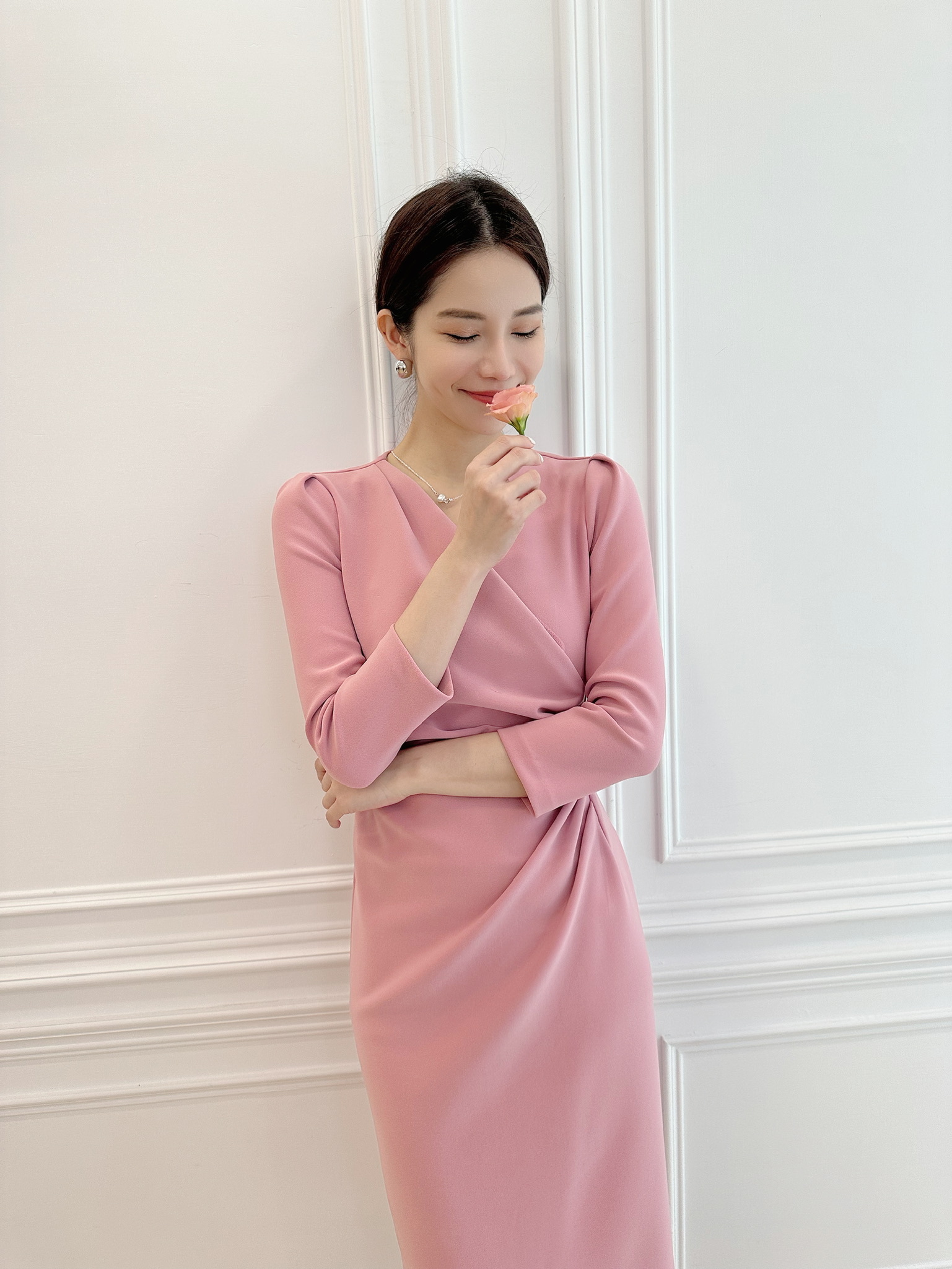 側抓皺彈性合身洋裝