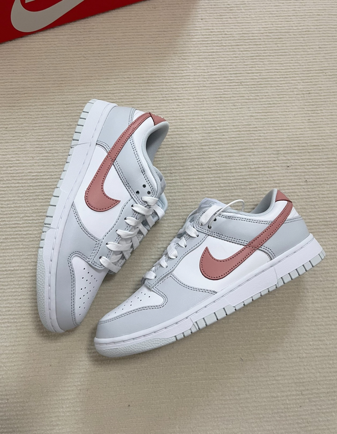 Nike Dunk Low 灰白藕粉 灰色 粉勾 皮革 男女款 HF0730-160/預購