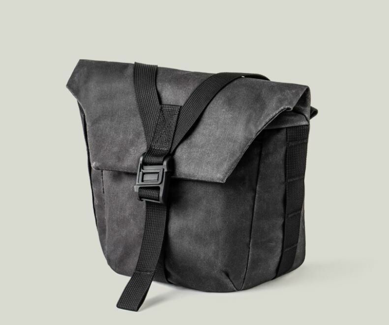 【沃坦】PILOT 飛行員 升級版輕量化旅遊相機包 3.5L 碳黑/卡其