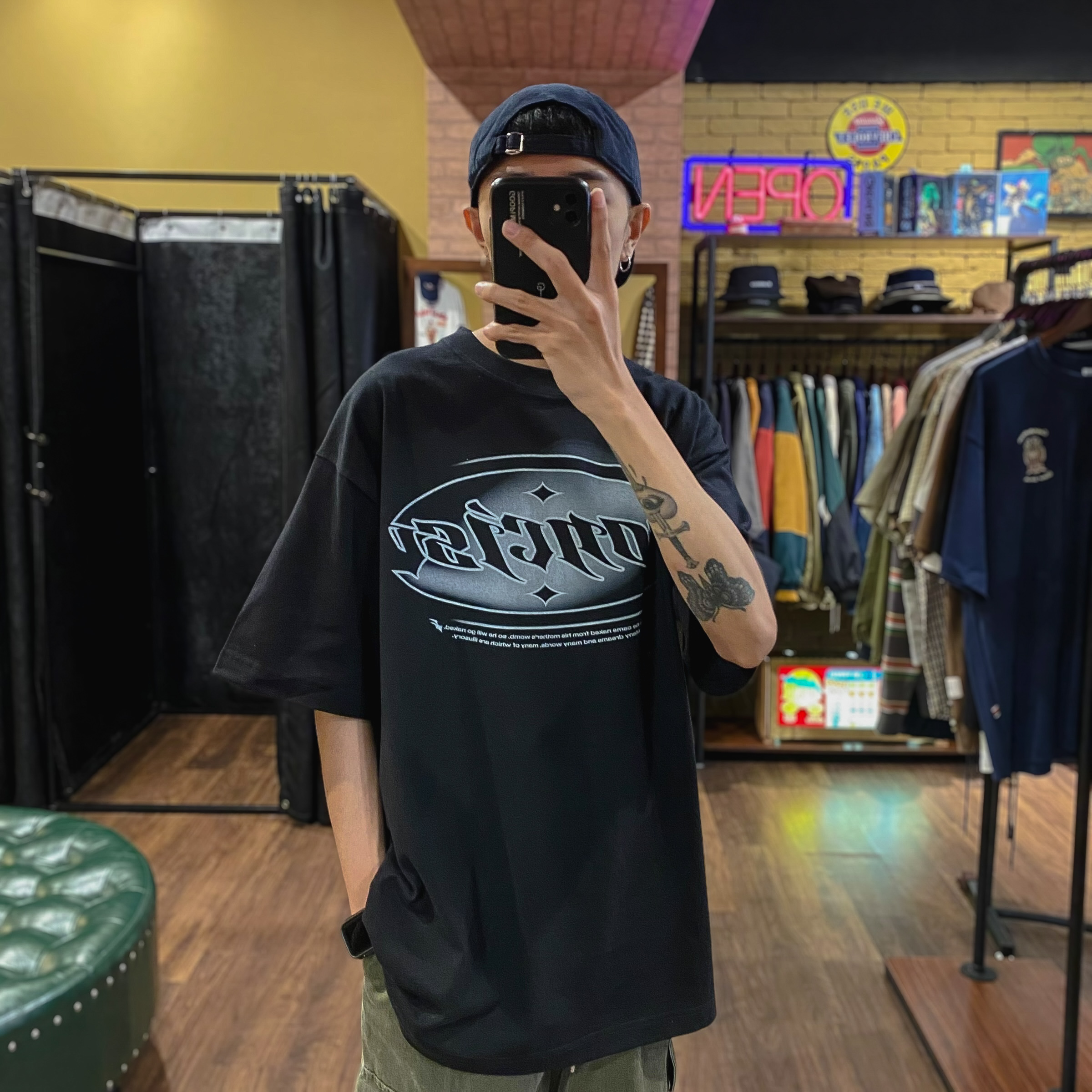 美式街頭字母圖短TEE