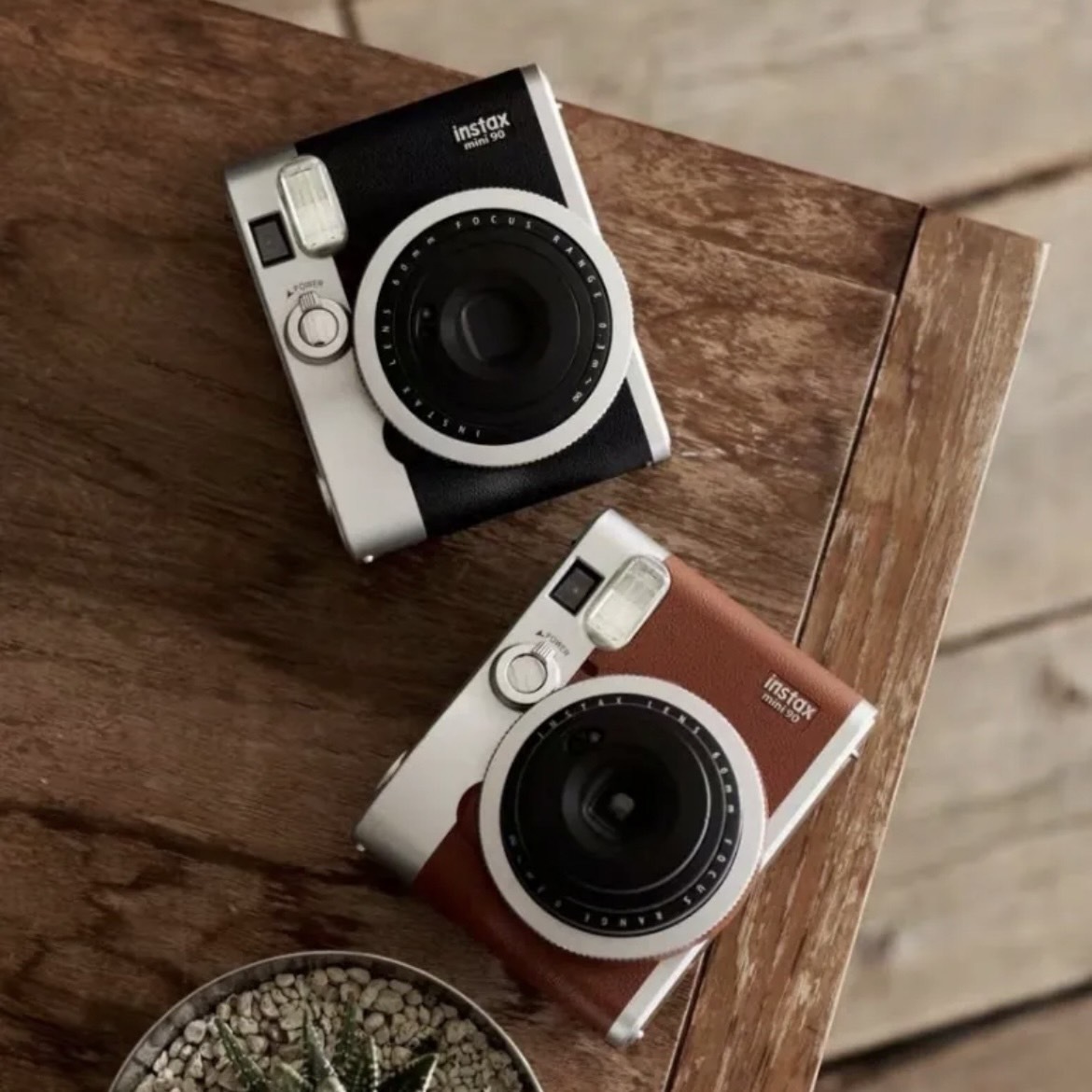 美品FUJIFILM instax mini90 Instant Photo Shootout - Fujifilm Instax Mini 90 Camera & LG