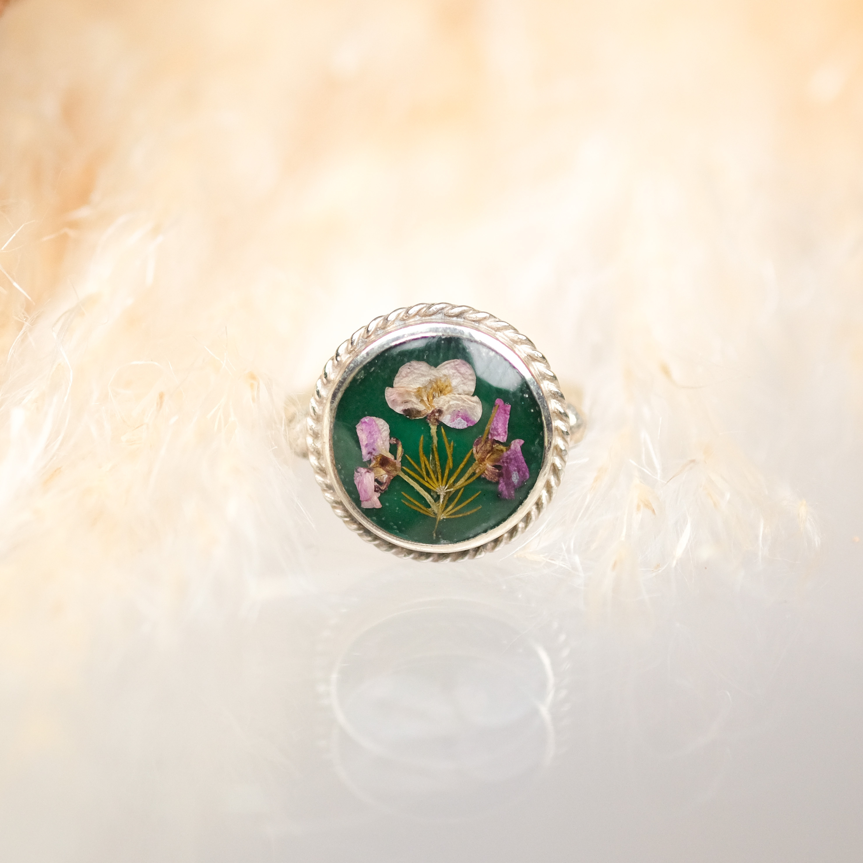 Gustavo Flower Wreath Ring Size 6