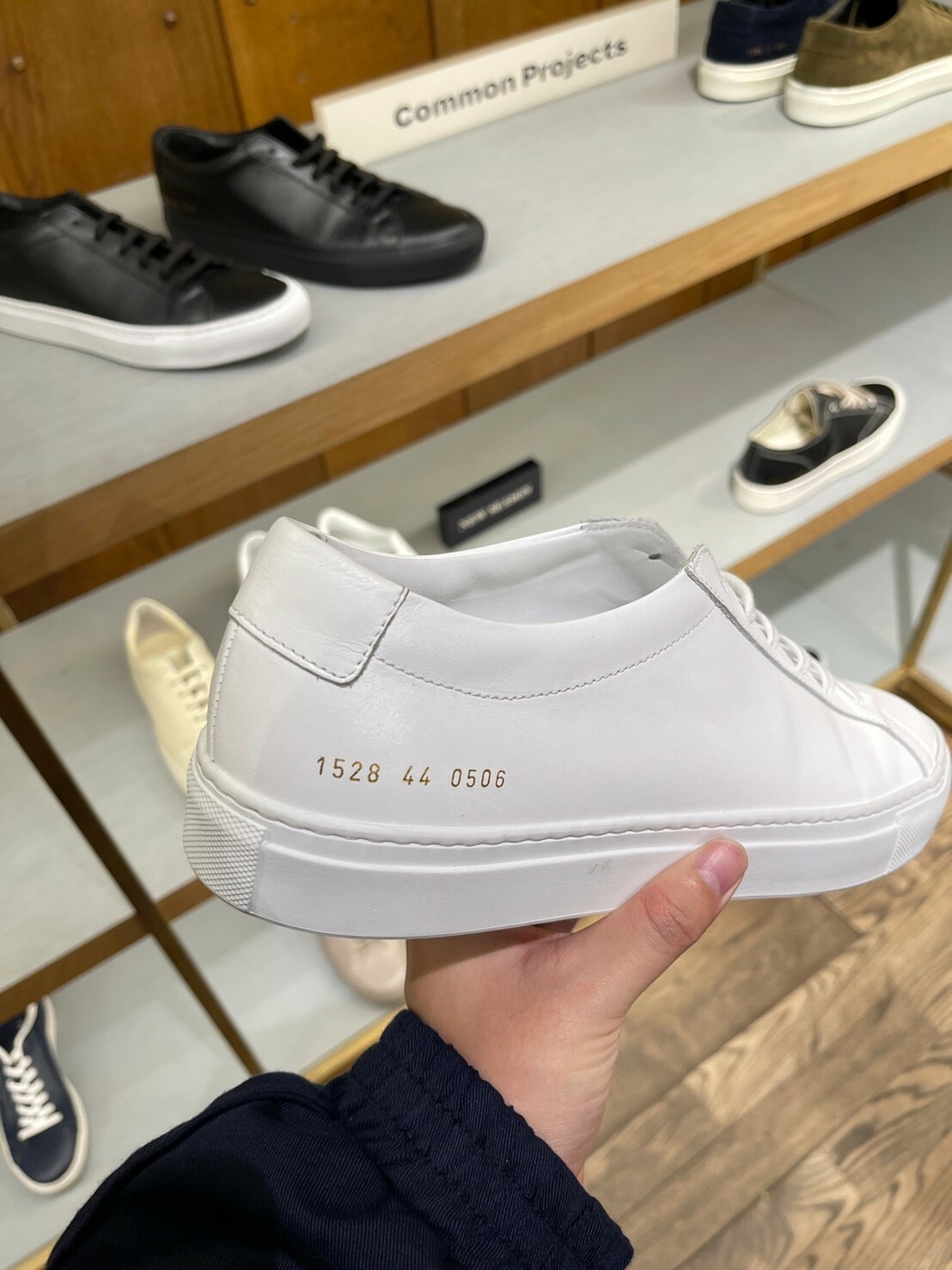 COMMON PROJECTS 經典燙金小白鞋 男女碼