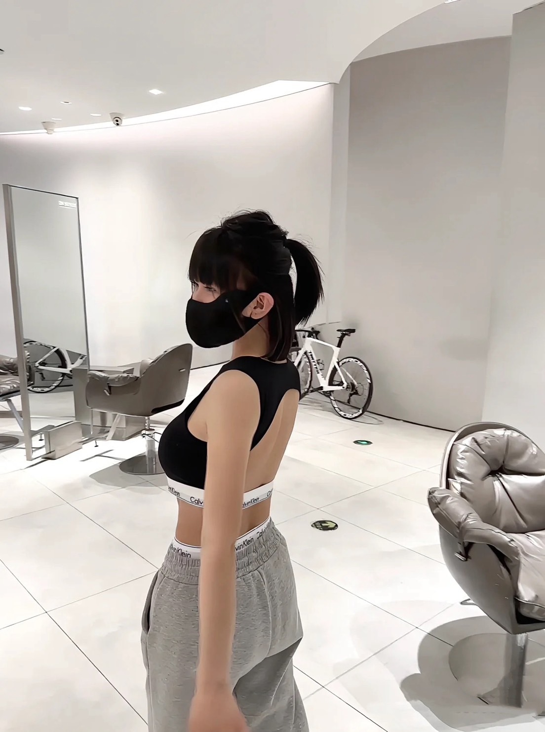 現貨  Calvin Klein CK Modern Cotton 無襯墊 露背 短版 削肩 背心 黑 灰