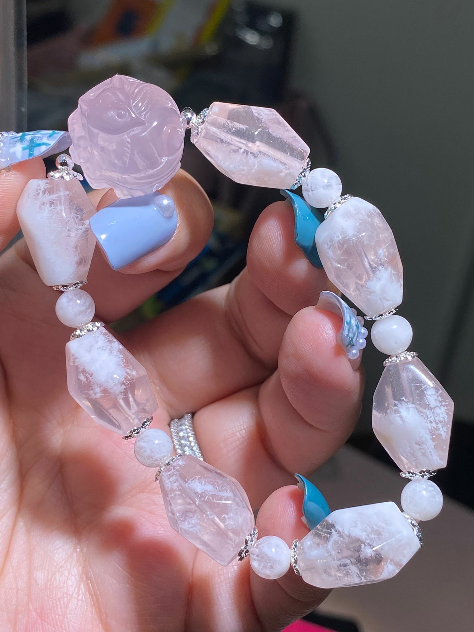 粉雪花幽靈原石配球狐手串