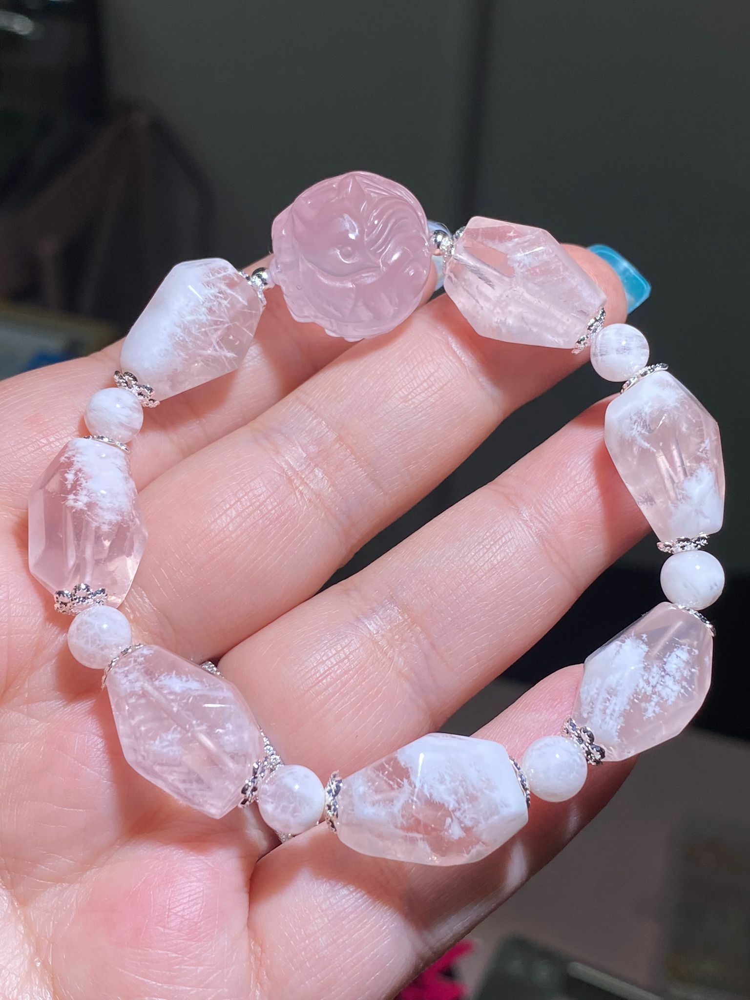 粉雪花幽靈原石配球狐手串