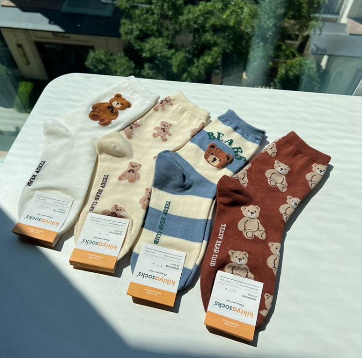 預訂｜復古熊仔中筒襪