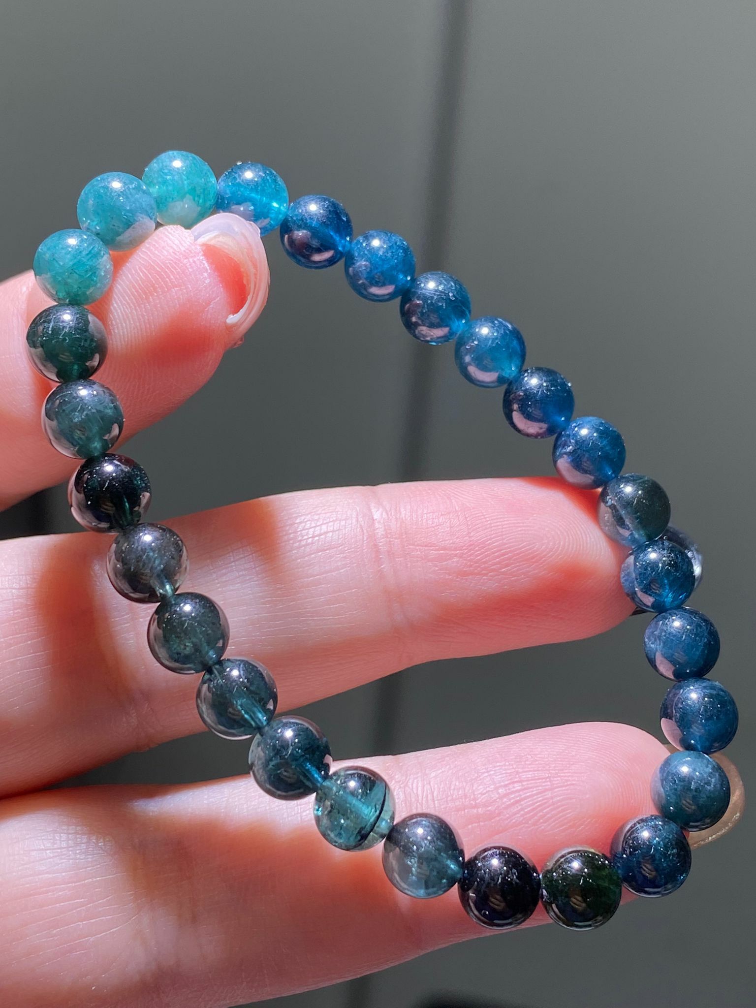 6.5MM稀有漸變藍碧璽手串