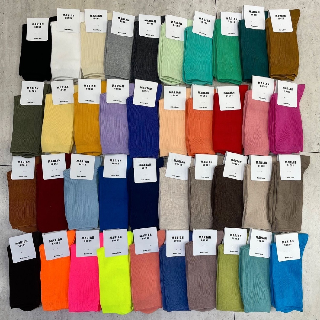 [已售出超過1000對] 預訂｜全新! 40色! 中長襪