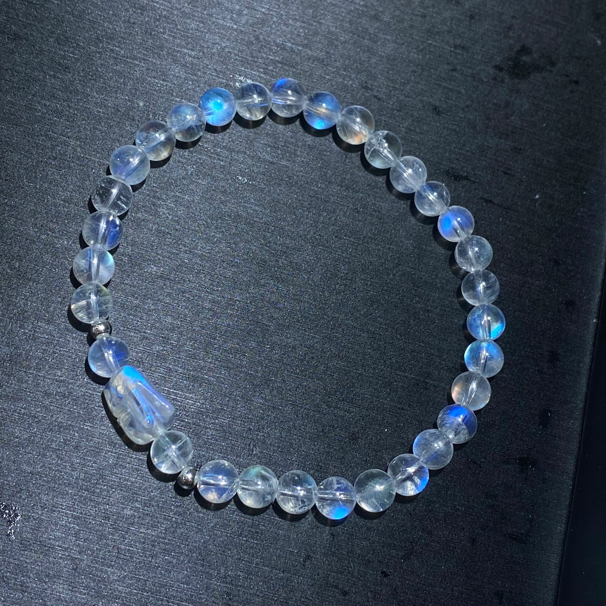 印度玻璃體藍光月亮石配兔仔DIY