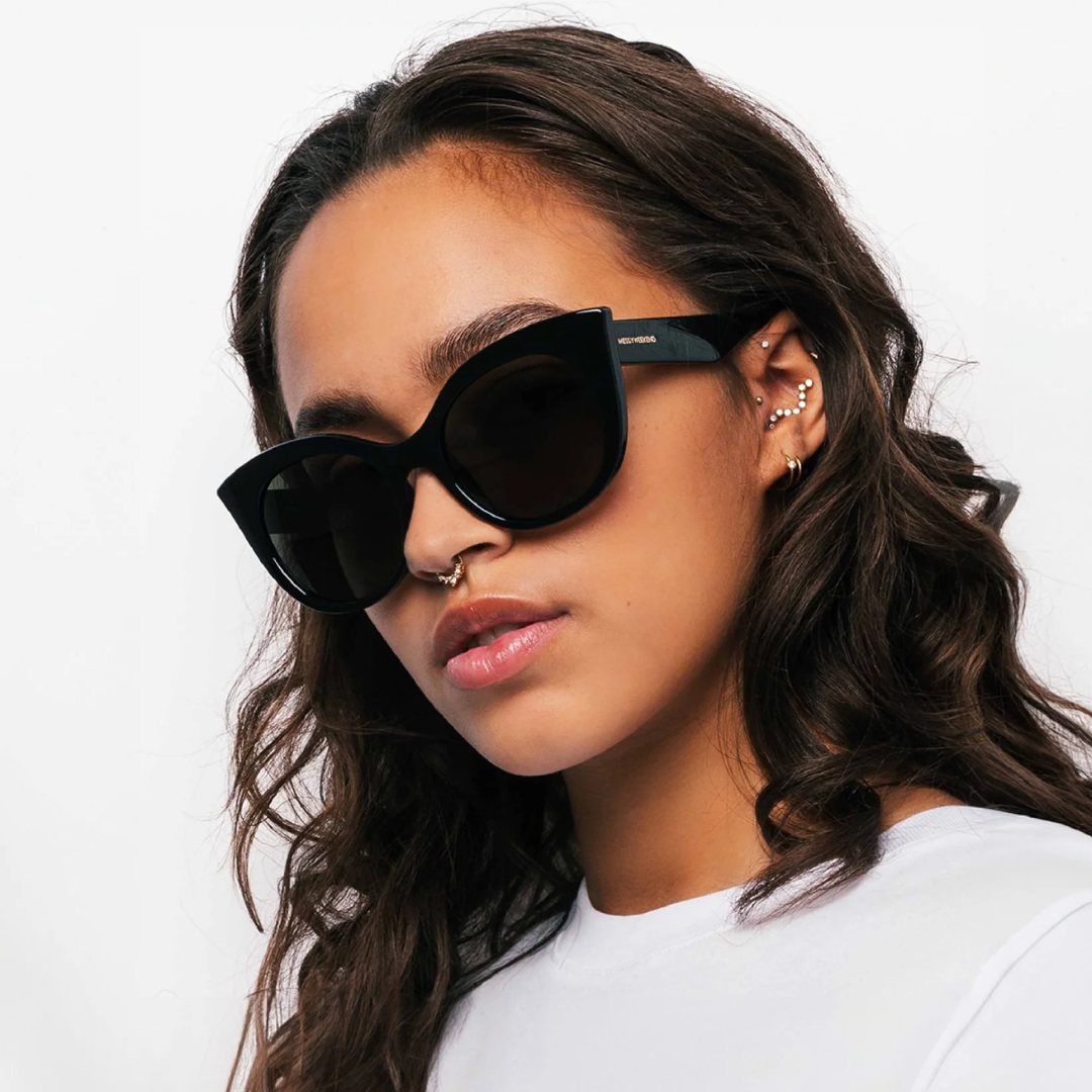 MW | THELMA - 夜黑