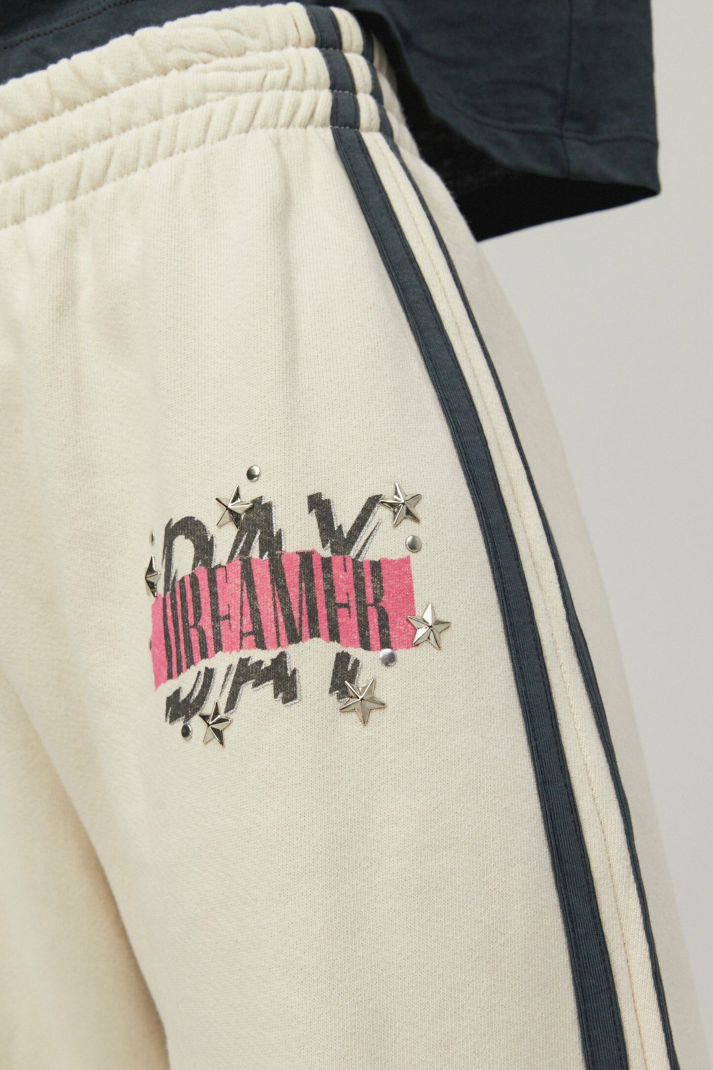 DD Starstudded Striped Sweatpants 白色休閒棉褲