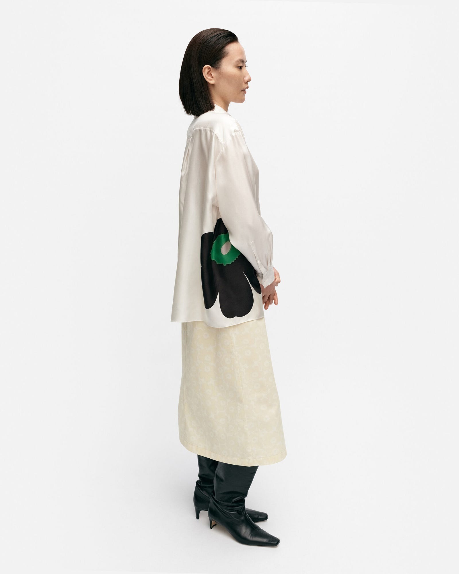 OUTI HEIJASTUS UNIKKO 印花蠶絲襯衫