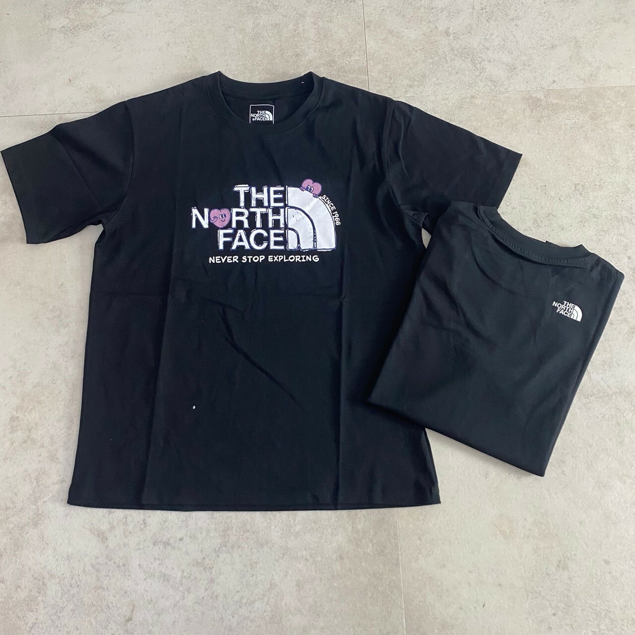 The North Face 胸前小愛心印刷短Tee NF0A88FXJK3