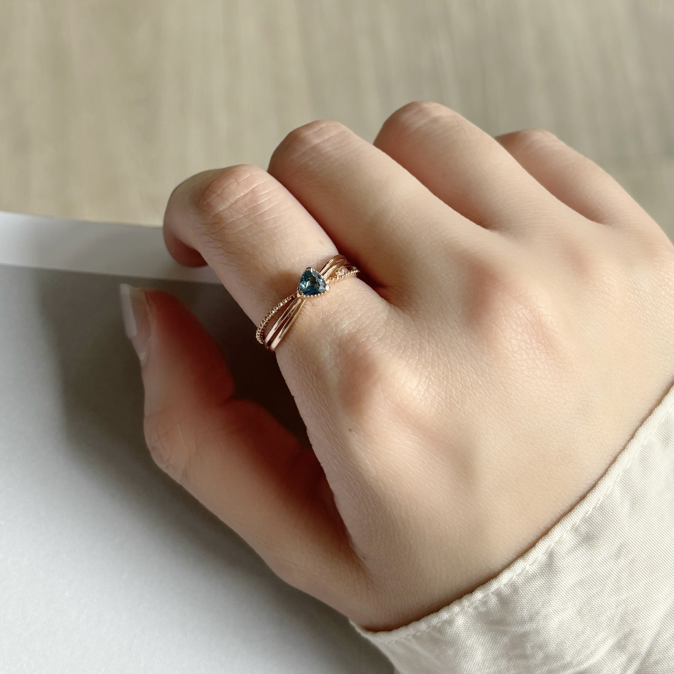 14k交織三角倫敦托帕石真鑽戒指