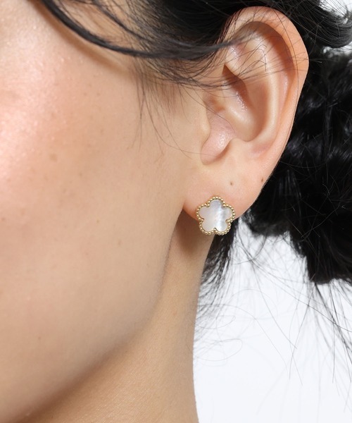 MARY QUANT / Mill frame earrings